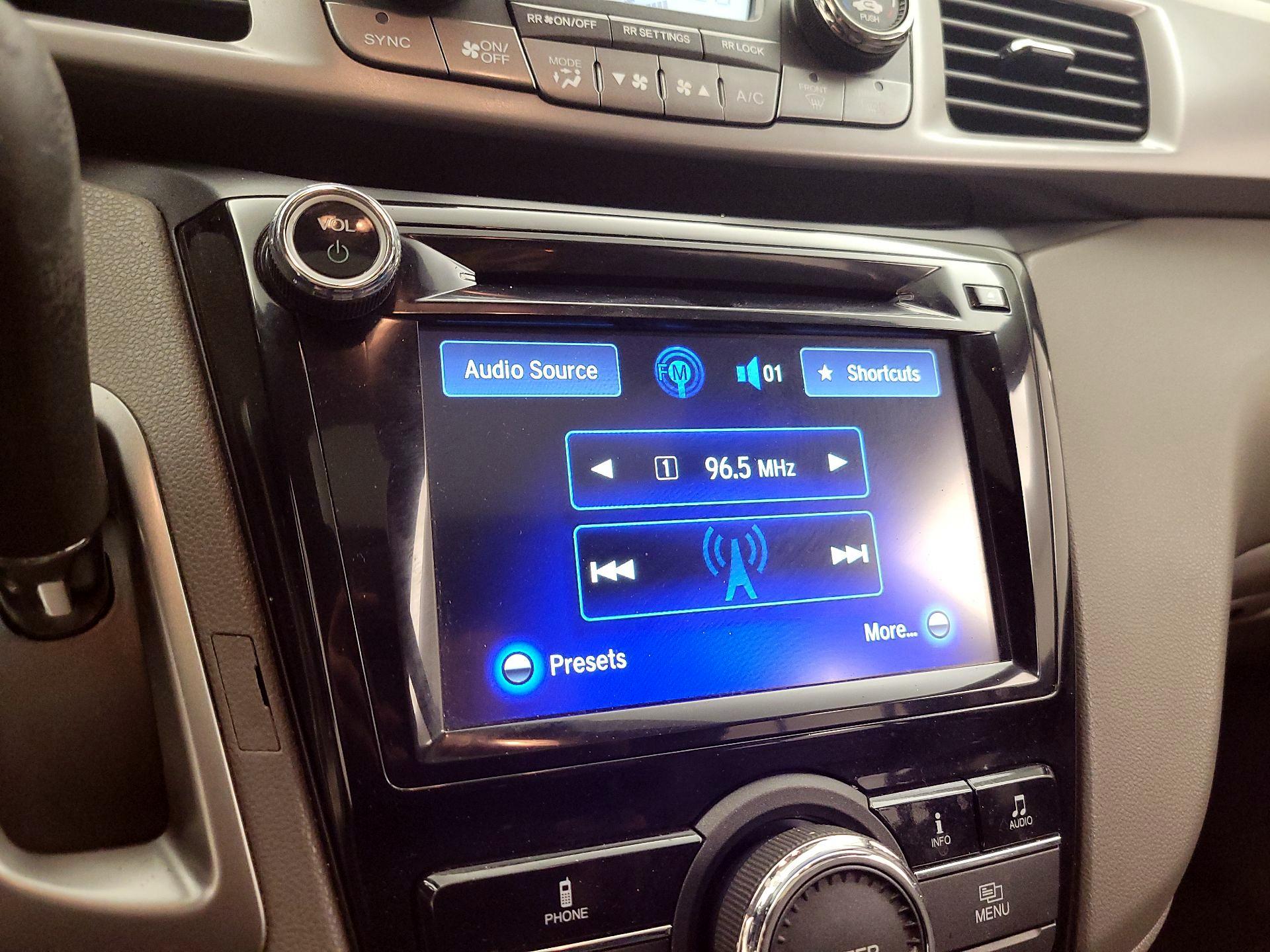 Thumbnail: 2016 Honda Odyssey - 15