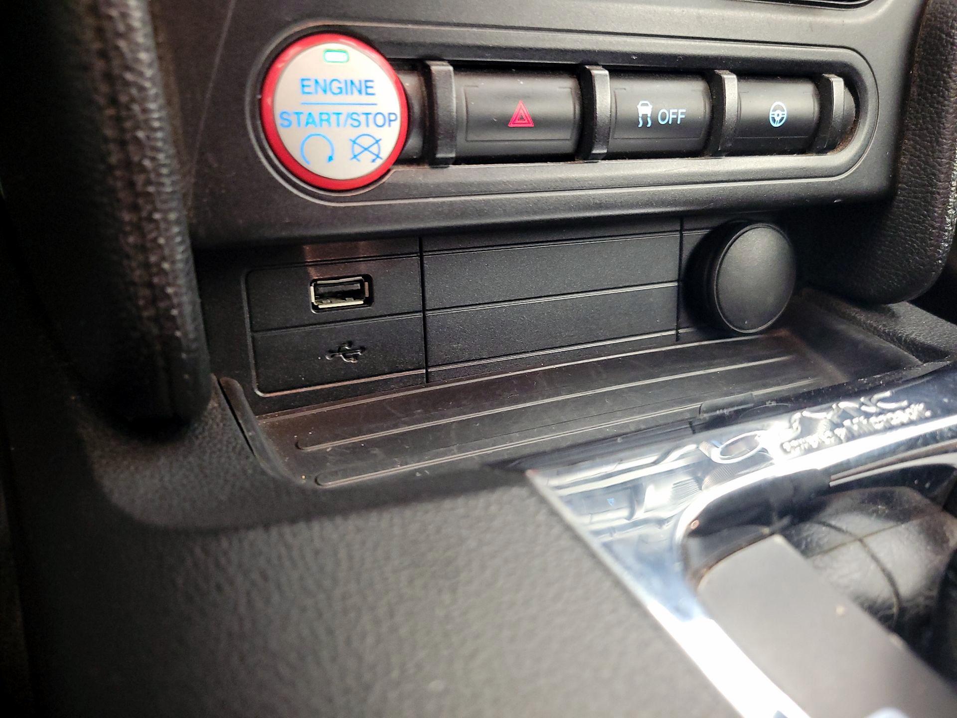 Thumbnail: 2015 Ford Mustang - 18