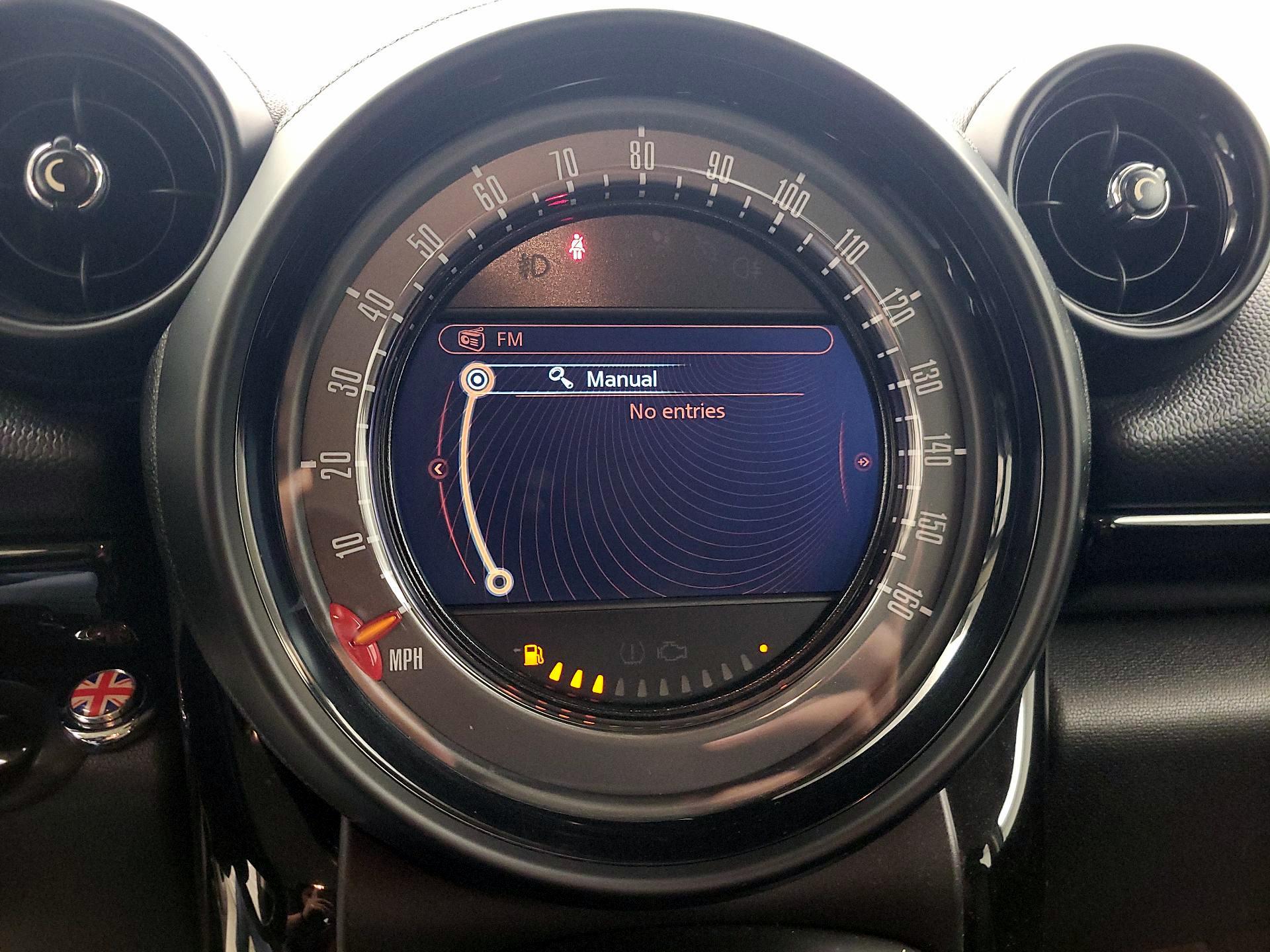 Thumbnail: 2016 MINI Cooper Countryman - 11