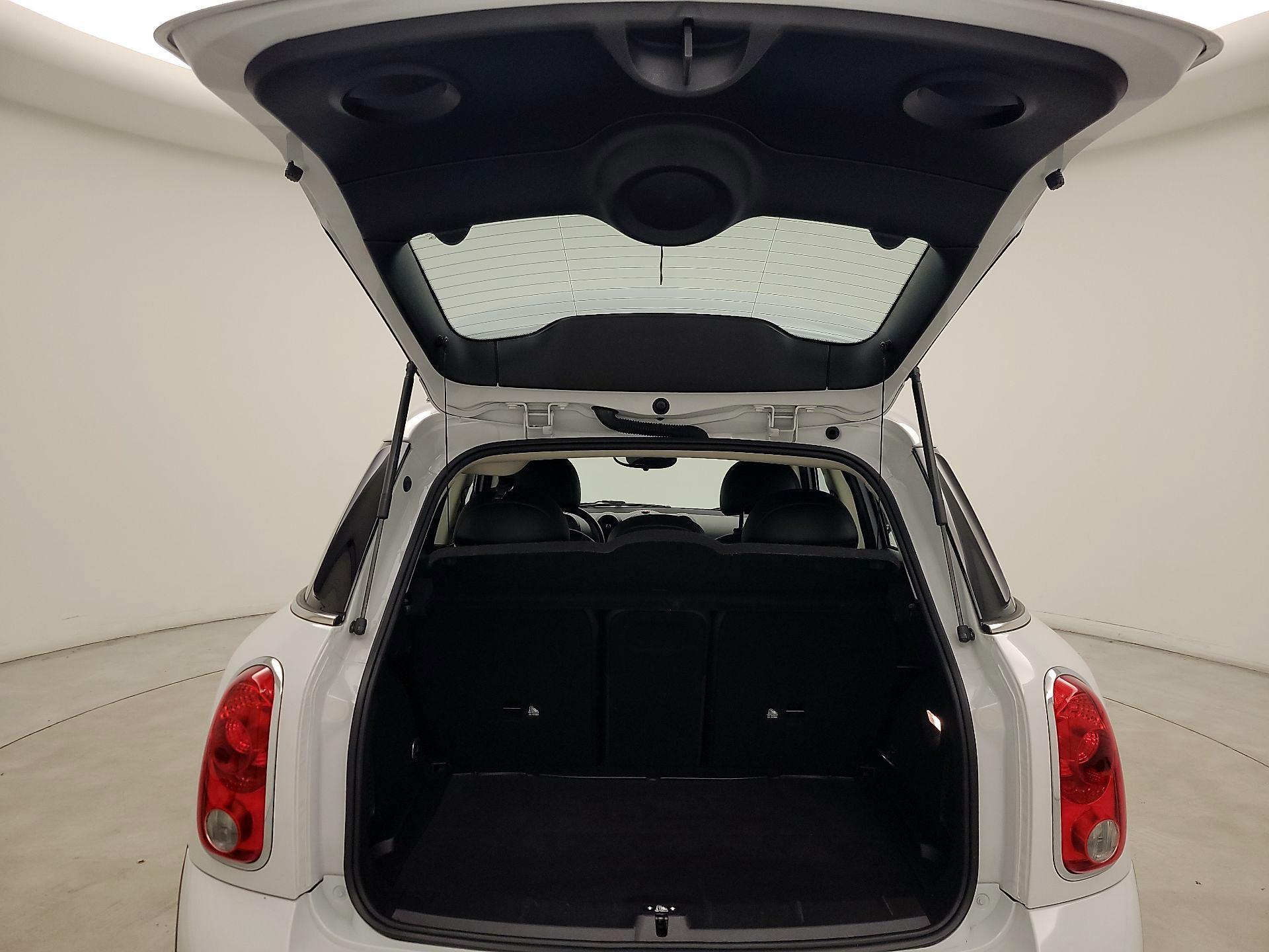 Thumbnail: 2016 MINI Cooper Countryman - 15