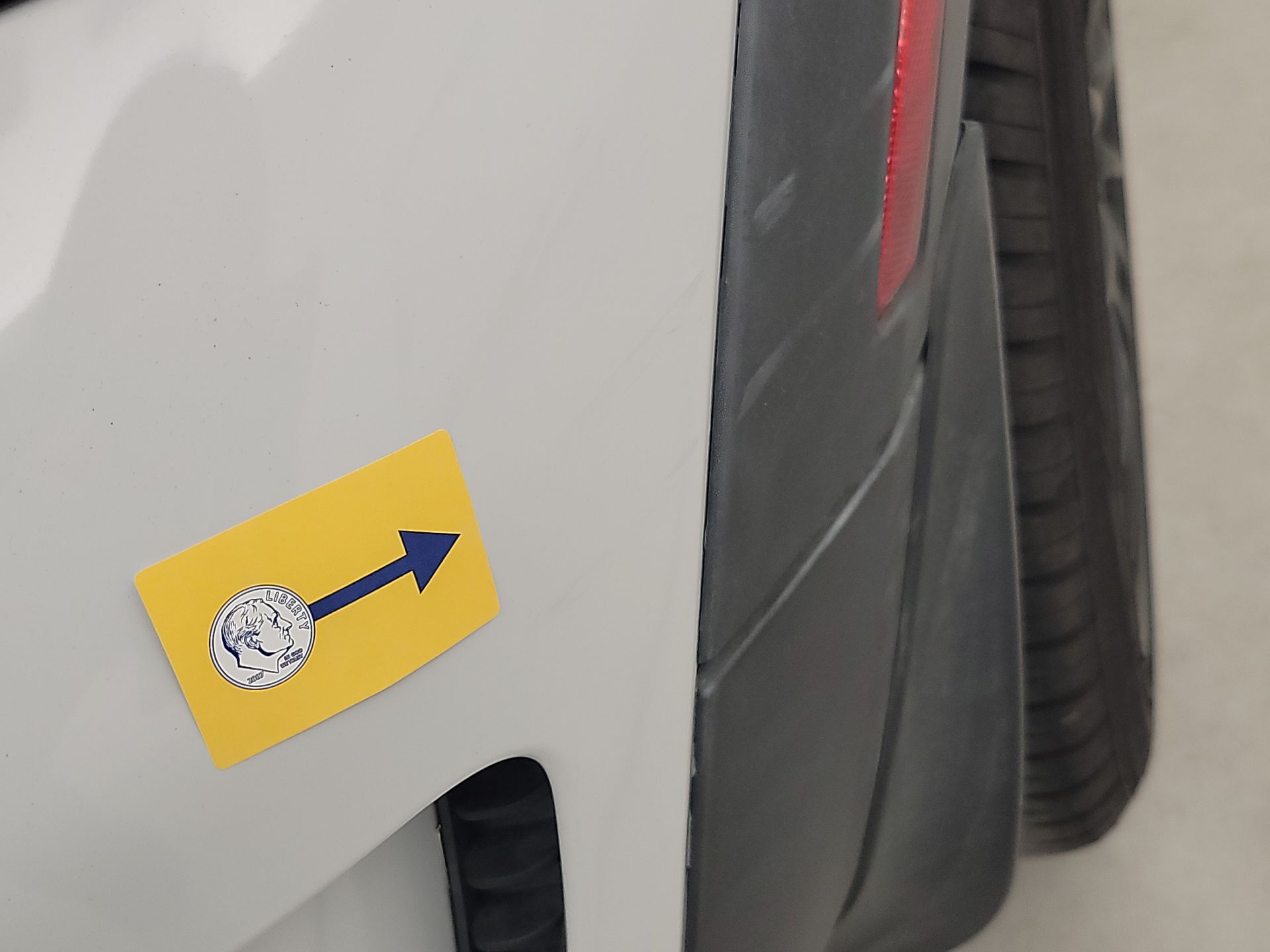 Thumbnail: 2016 MINI Cooper Countryman - 18