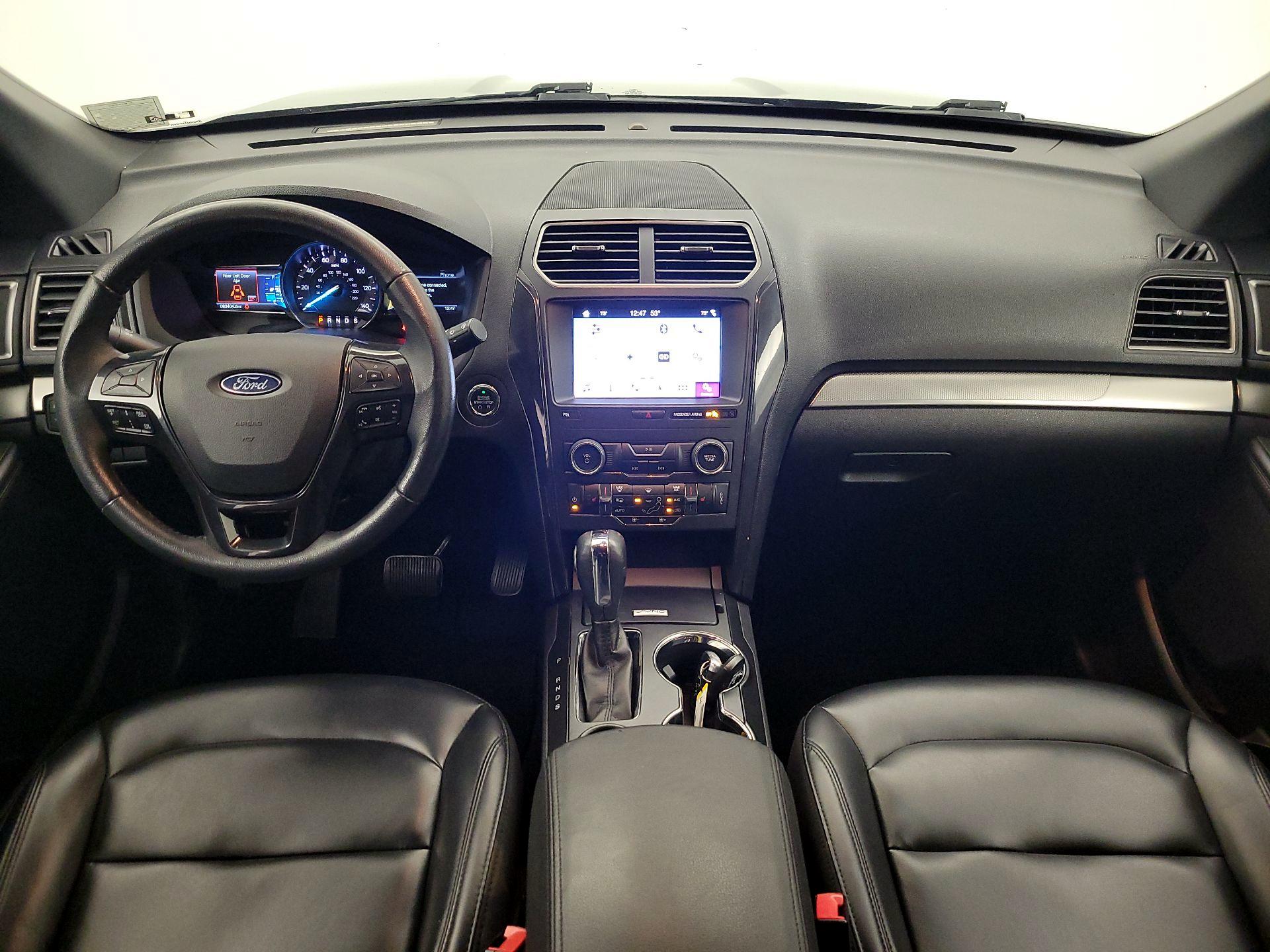 Thumbnail: 2019 Ford Explorer - 9