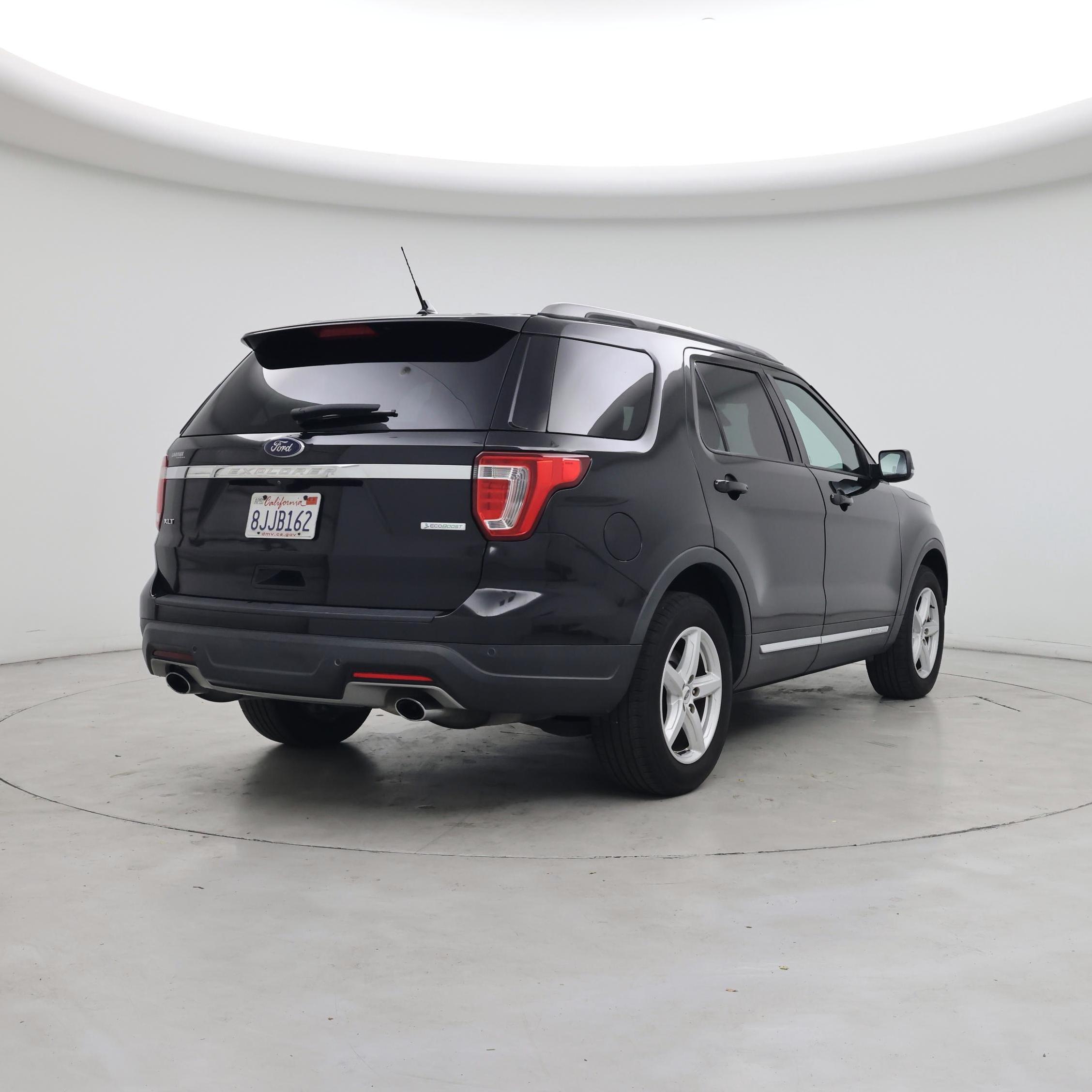 Thumbnail: 2019 Ford Explorer - 8