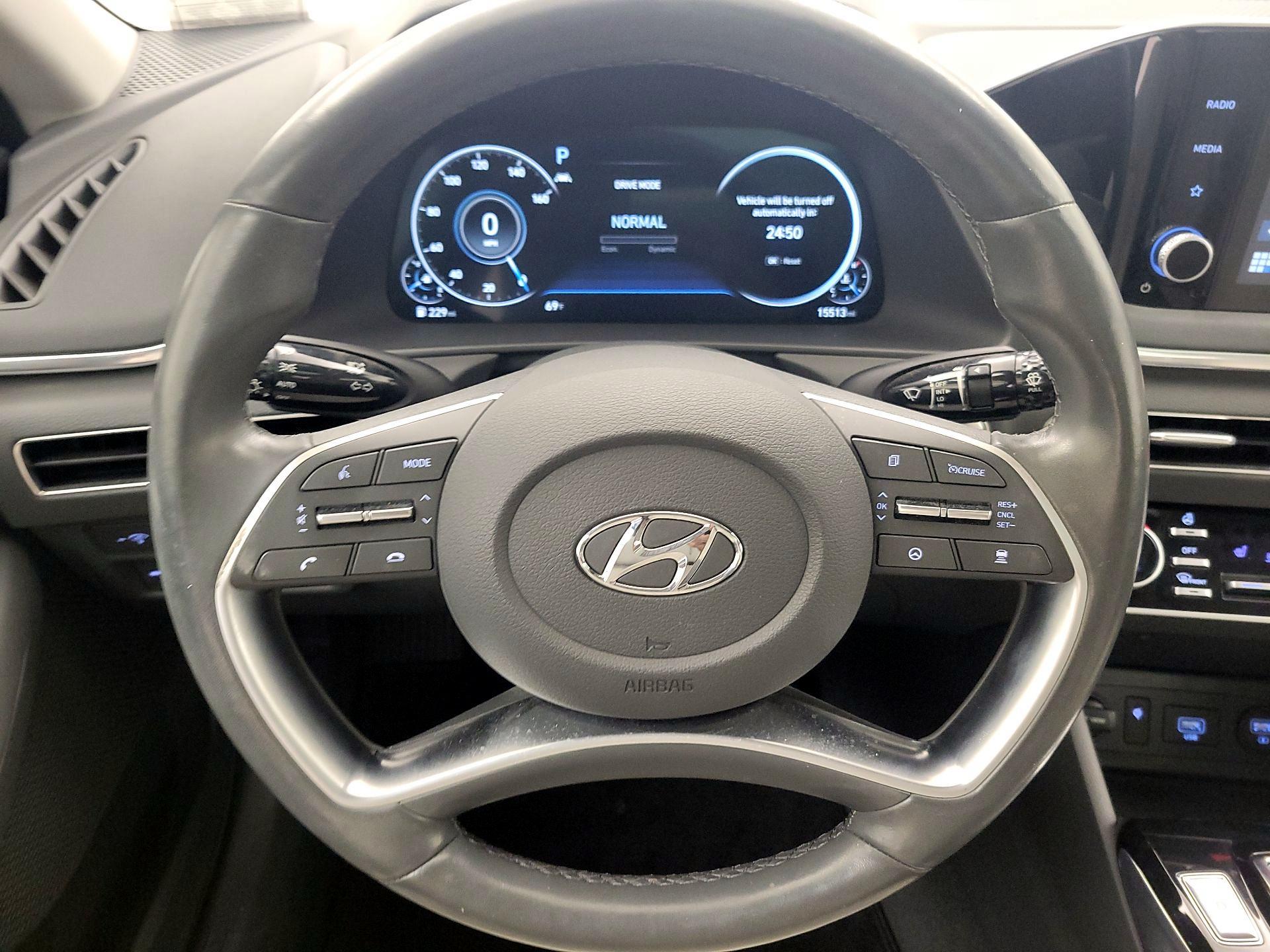 Thumbnail: 2020 Hyundai Sonata - 10