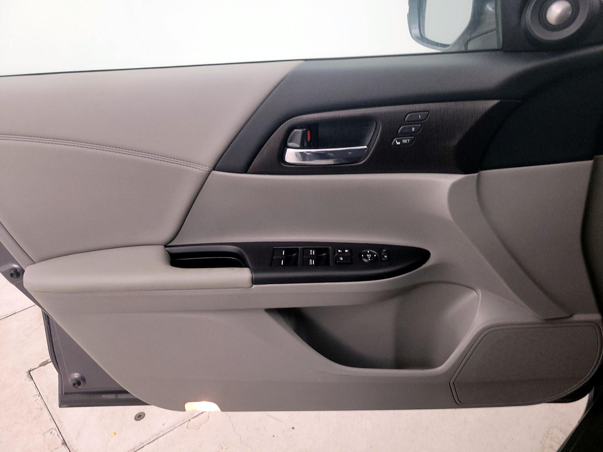 Thumbnail: 2014 Honda Accord - 12