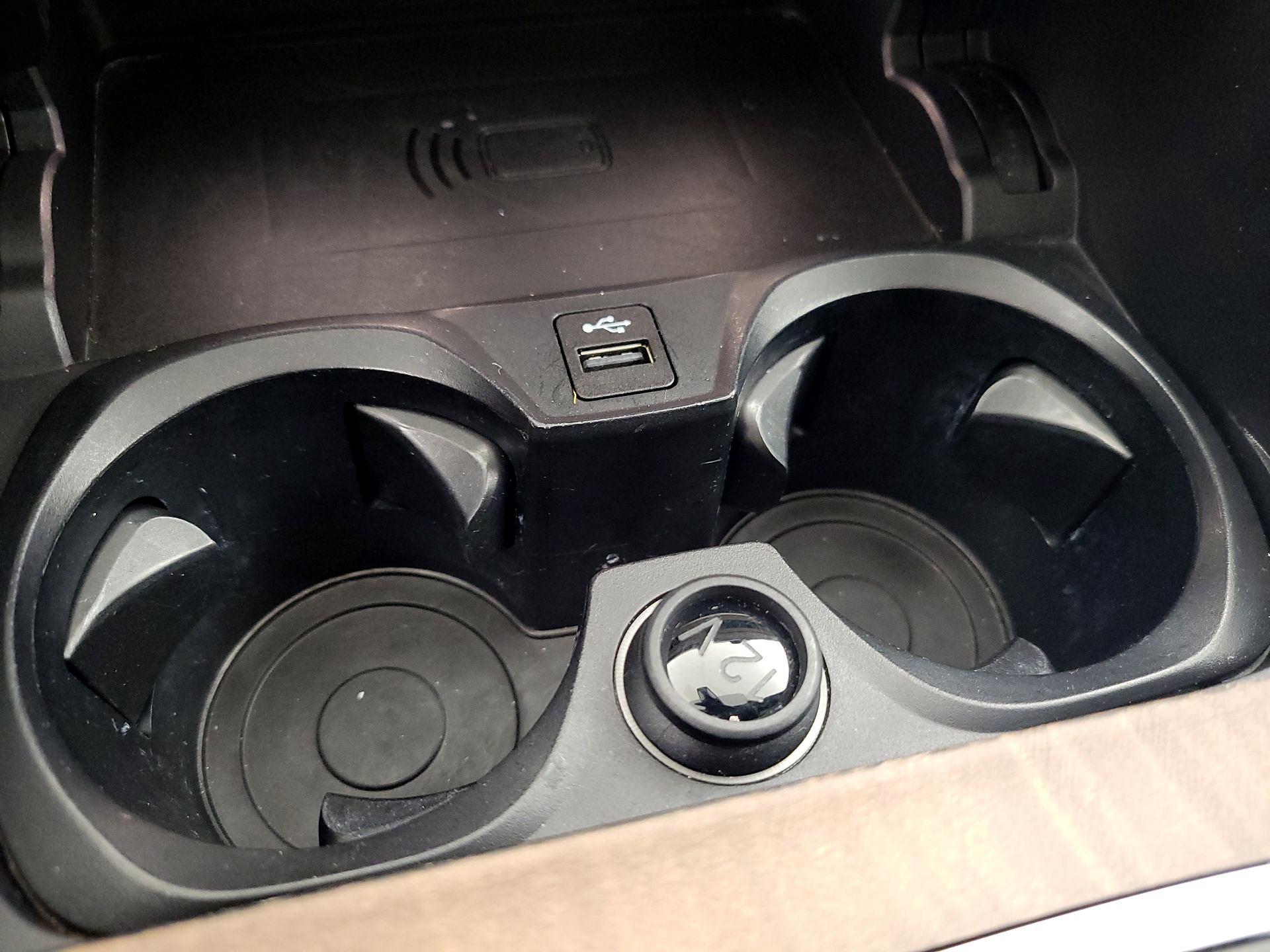 Thumbnail: 2019 BMW 3 Series - 19