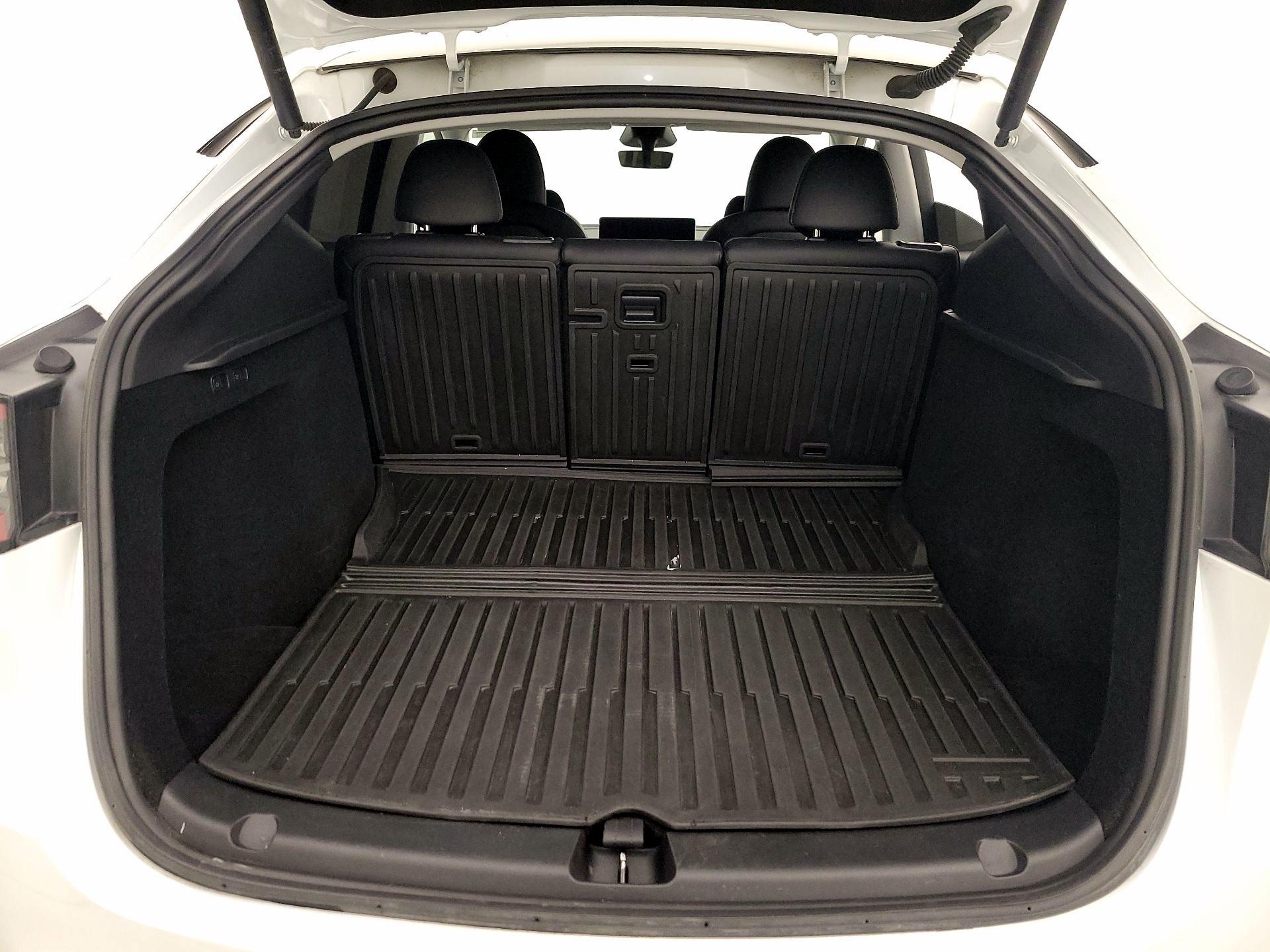 Thumbnail: 2023 Tesla Model Y - 20