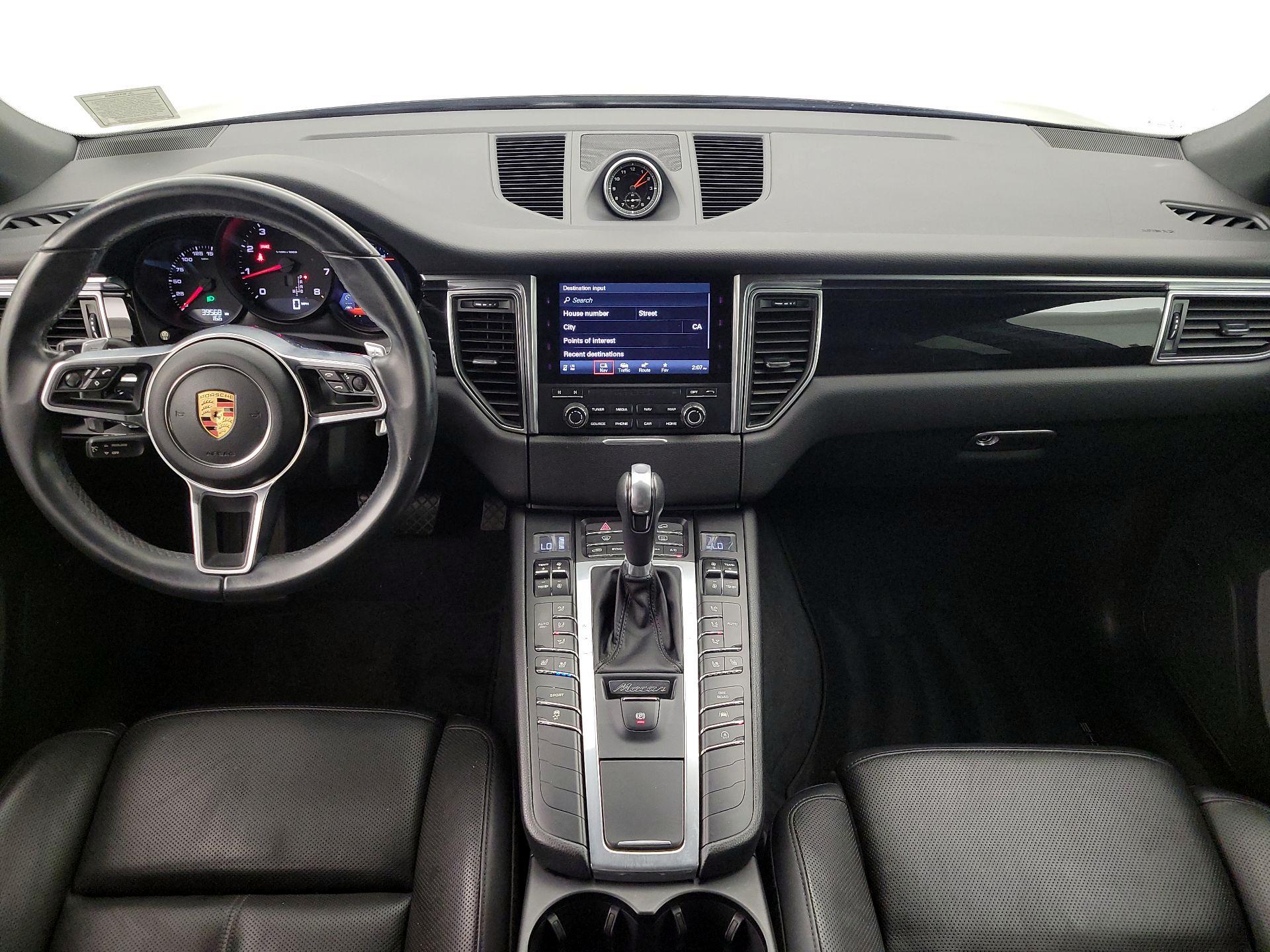 Thumbnail: 2018 Porsche Macan - 9