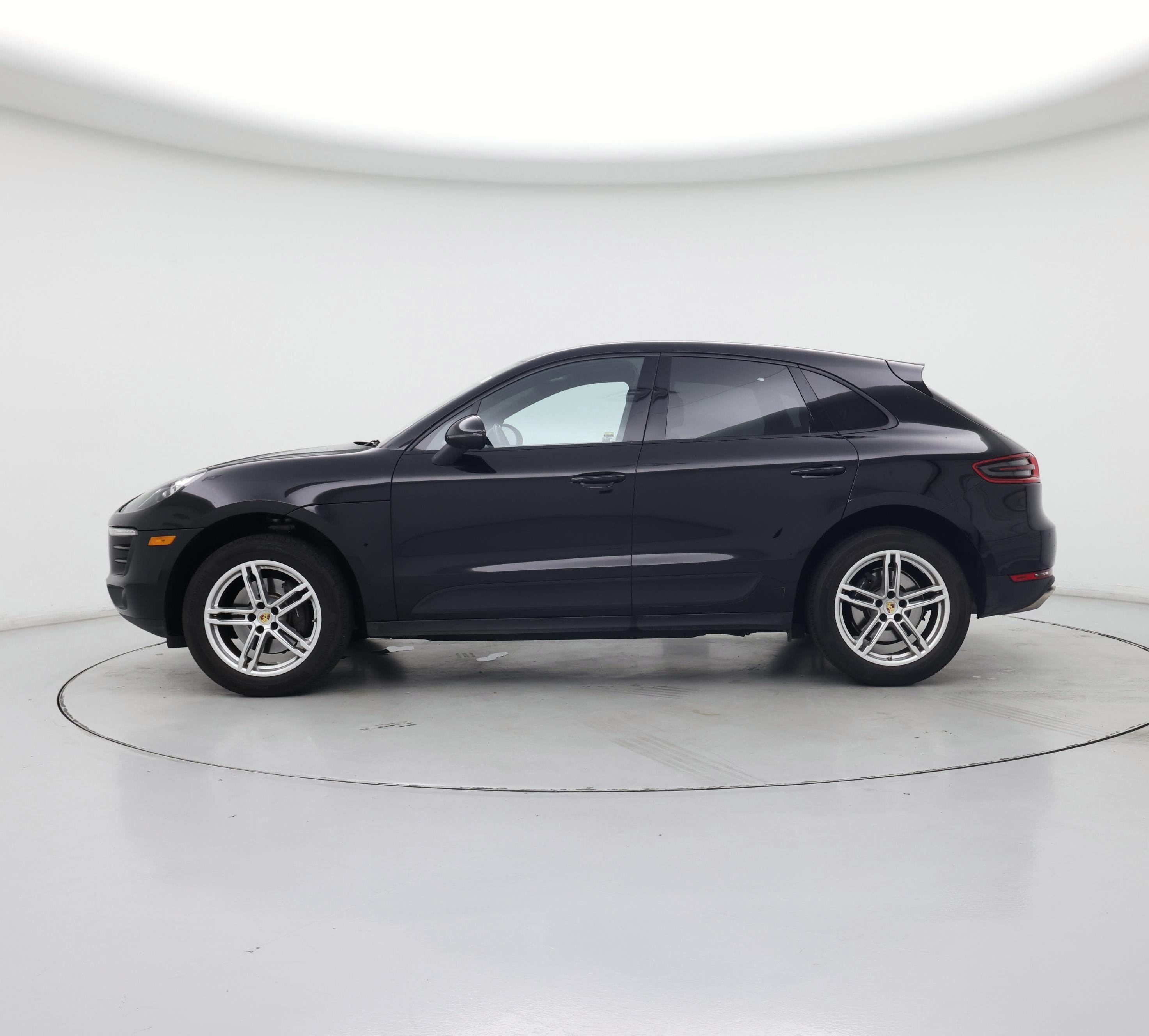 Thumbnail: 2018 Porsche Macan - 3