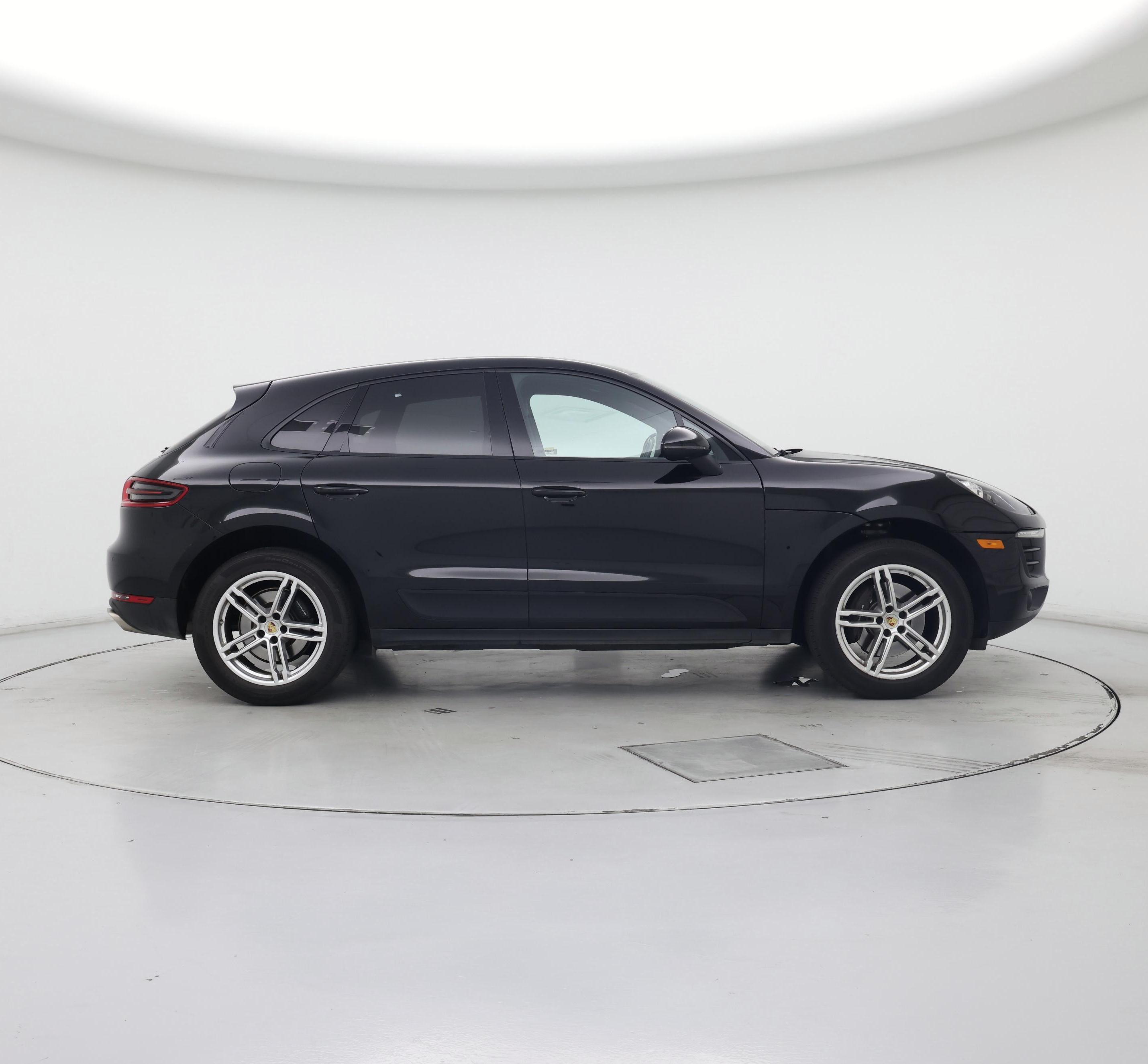 Thumbnail: 2018 Porsche Macan - 7
