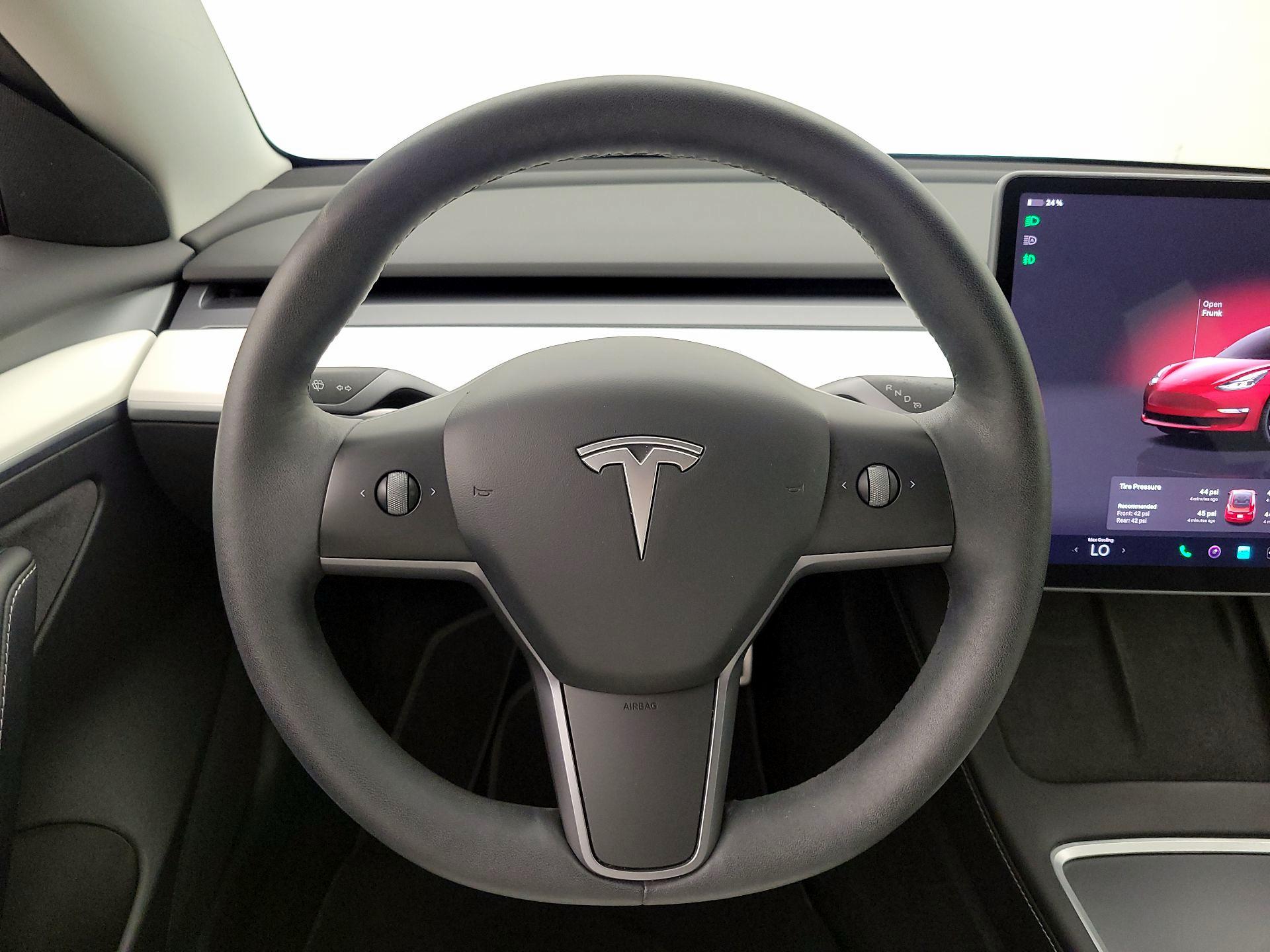 Thumbnail: 2022 Tesla Model 3 - 10