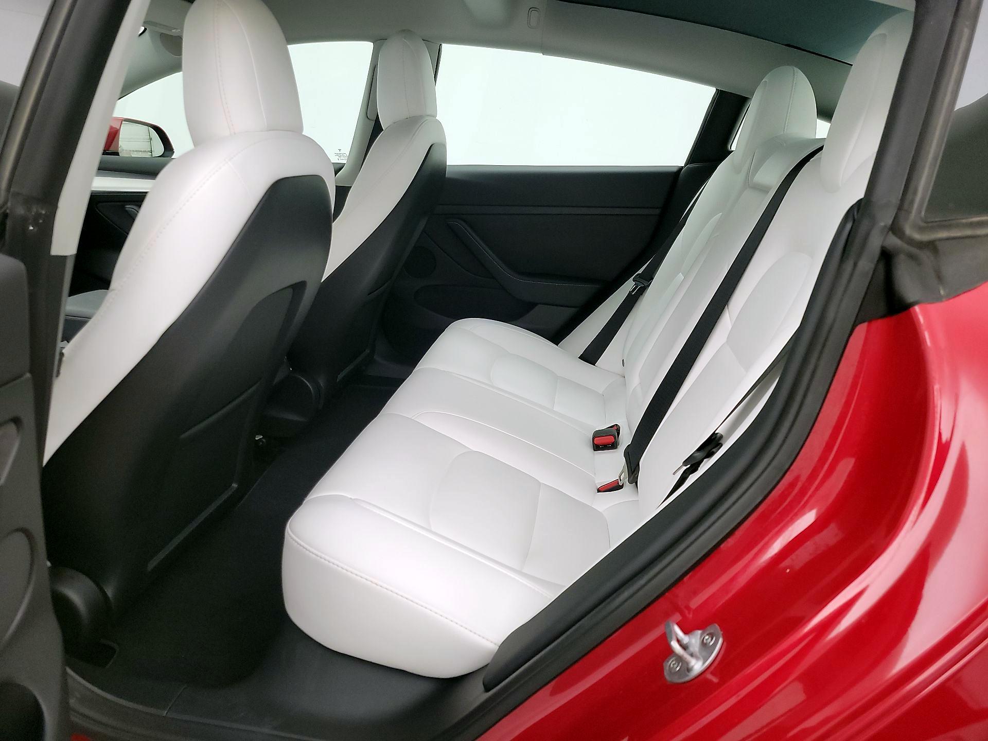 Thumbnail: 2022 Tesla Model 3 - 20