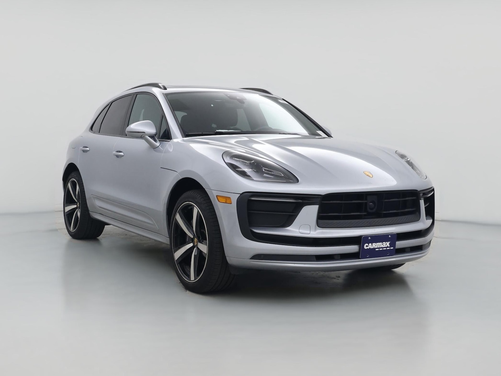 2023 Porsche Macan Base