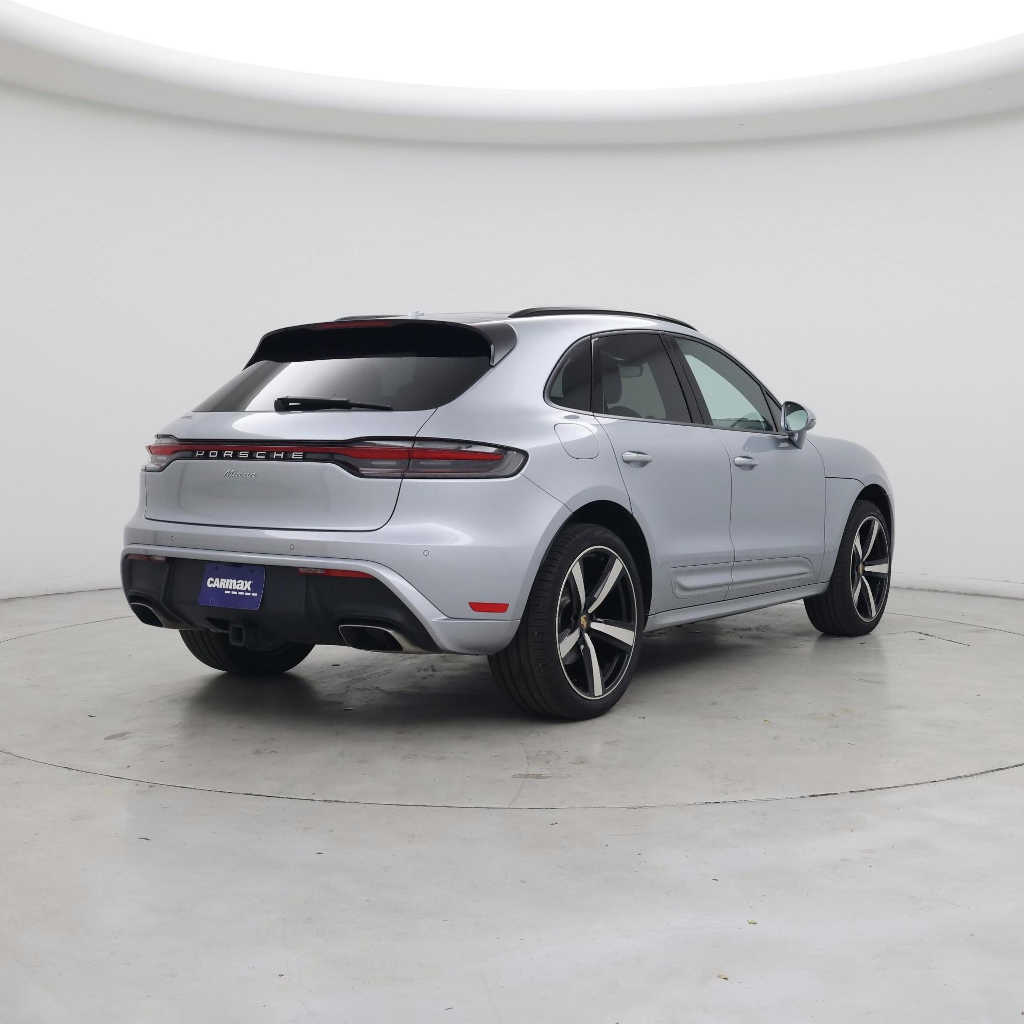 Thumbnail: 2023 Porsche Macan - 8