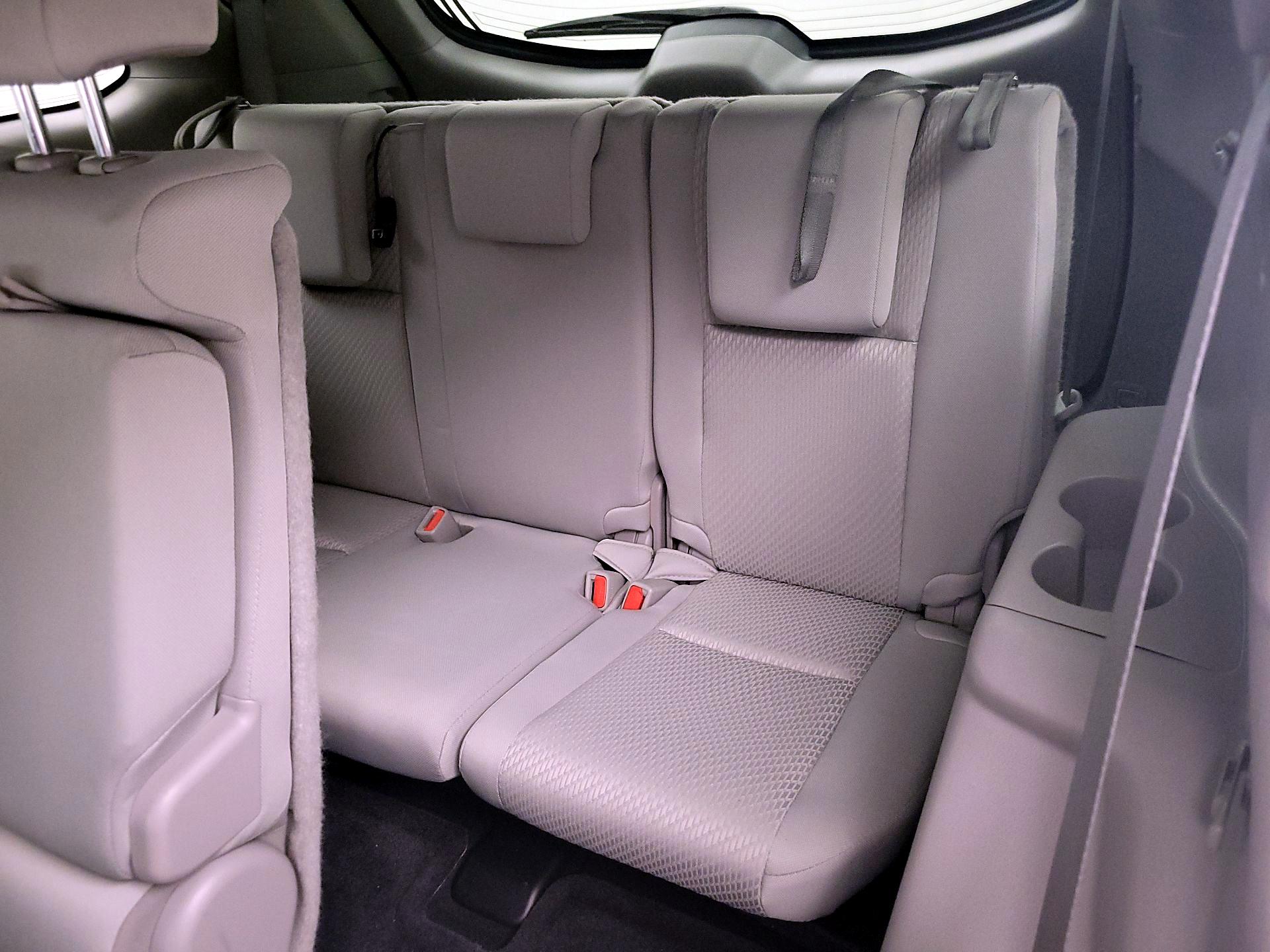 Thumbnail: 2016 Toyota Highlander - 20