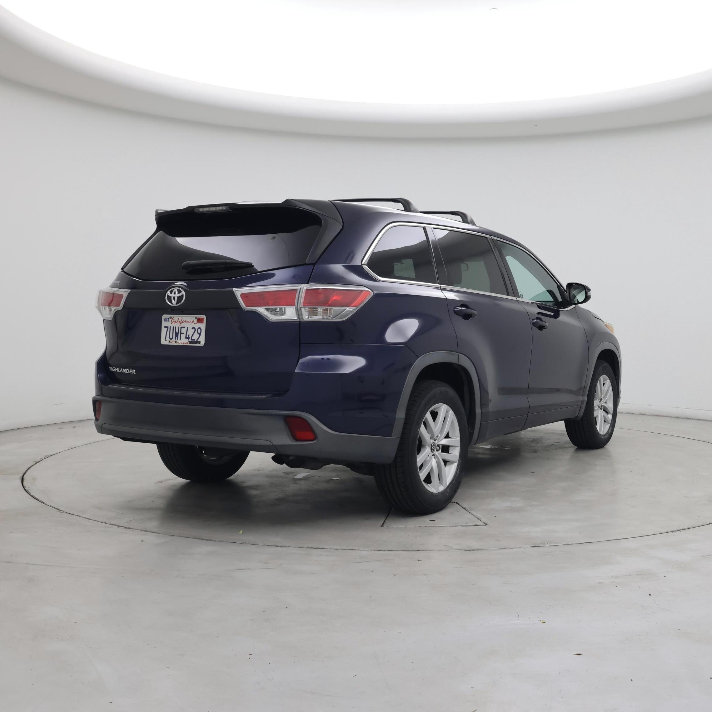 Thumbnail: 2016 Toyota Highlander - 8