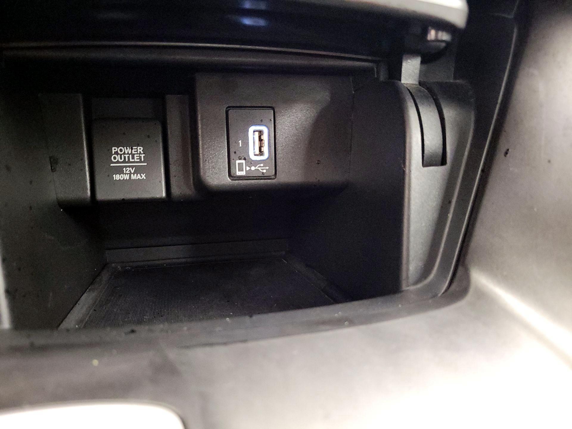 Thumbnail: 2018 Honda Accord - 18