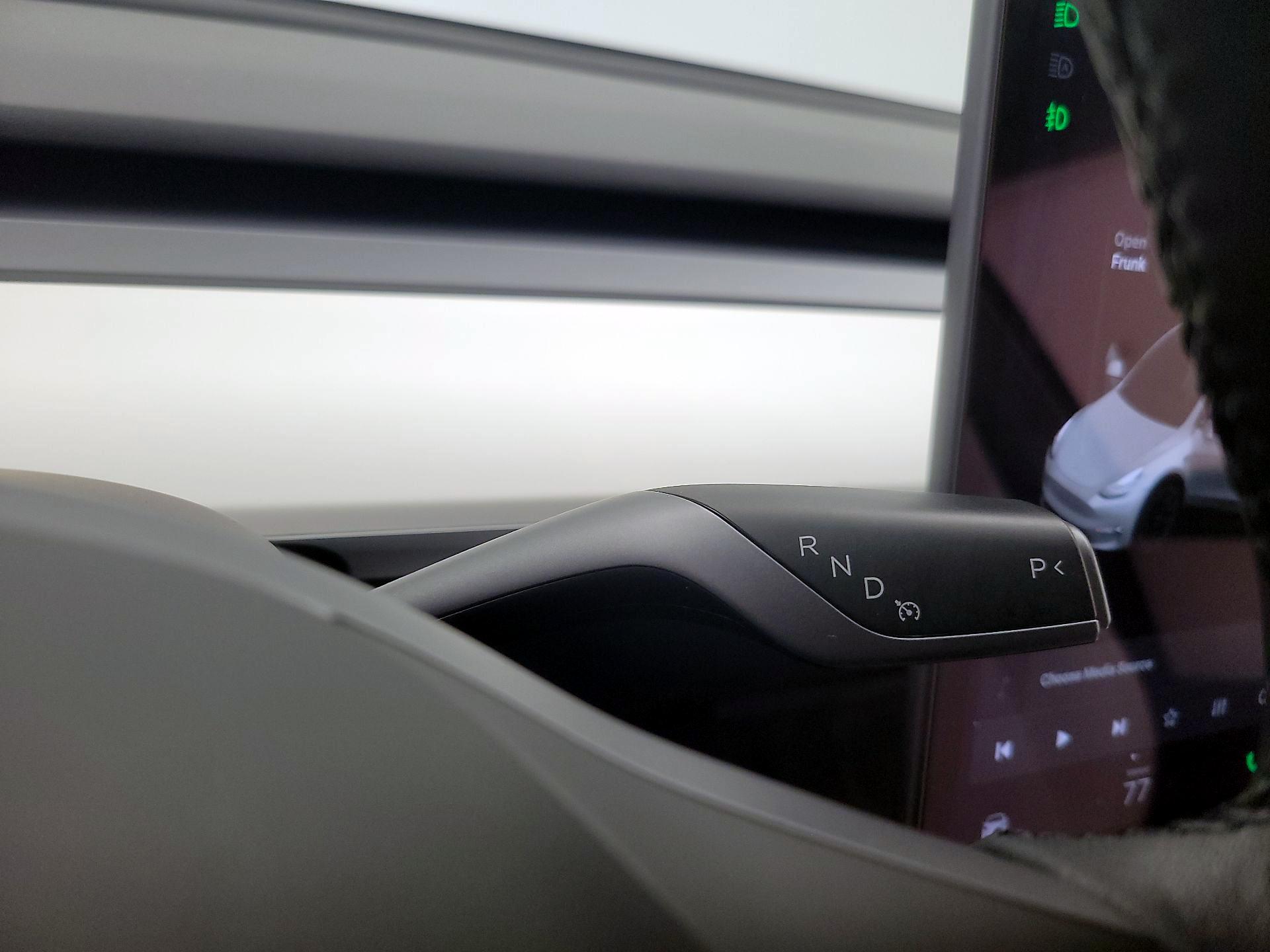 Thumbnail: 2022 Tesla Model Y - 17