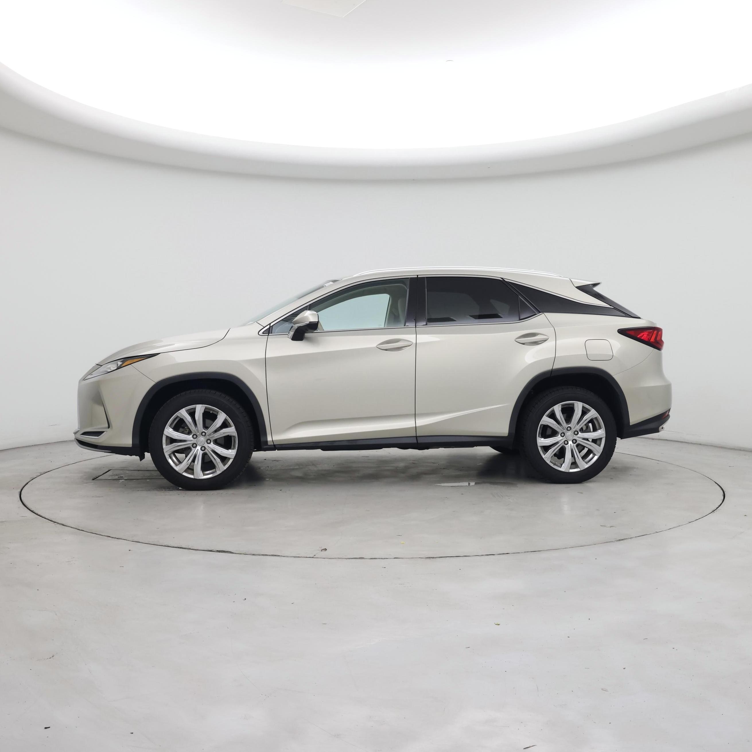 Thumbnail: 2021 Lexus RX - 3