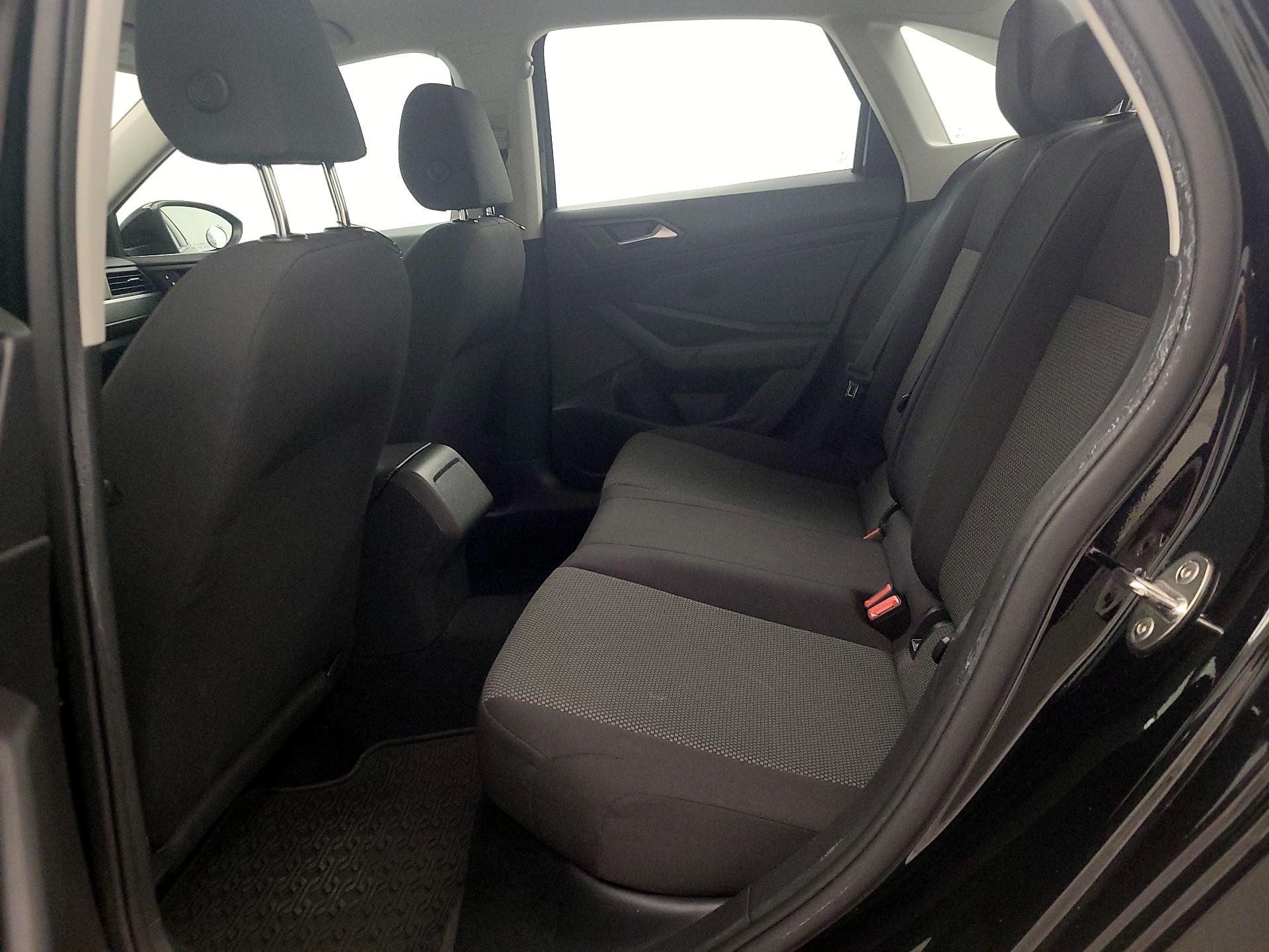 Thumbnail: 2020 Volkswagen Jetta - 19