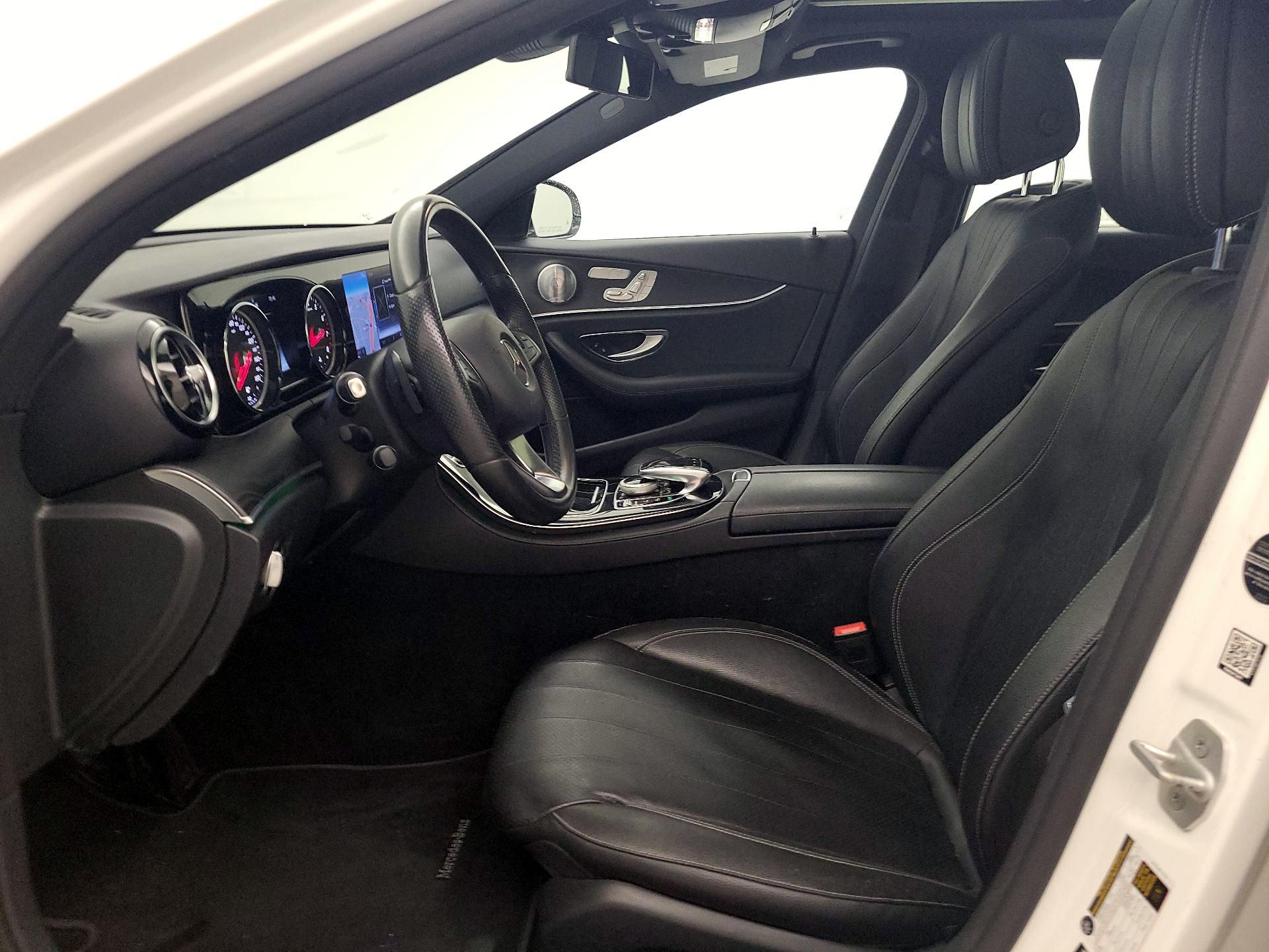 Thumbnail: 2017 Mercedes-Benz E-Class - 11