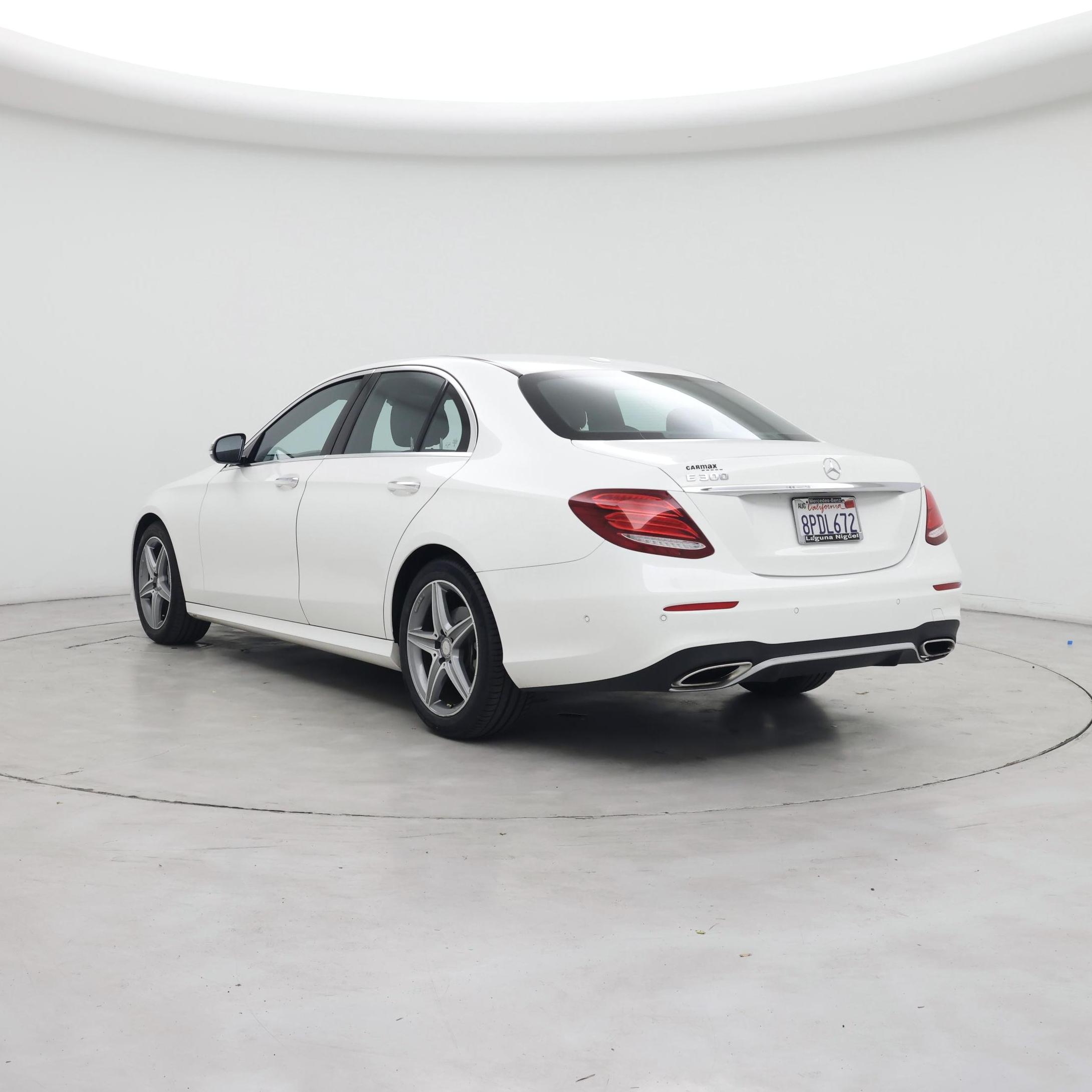 Thumbnail: 2017 Mercedes-Benz E-Class - 2