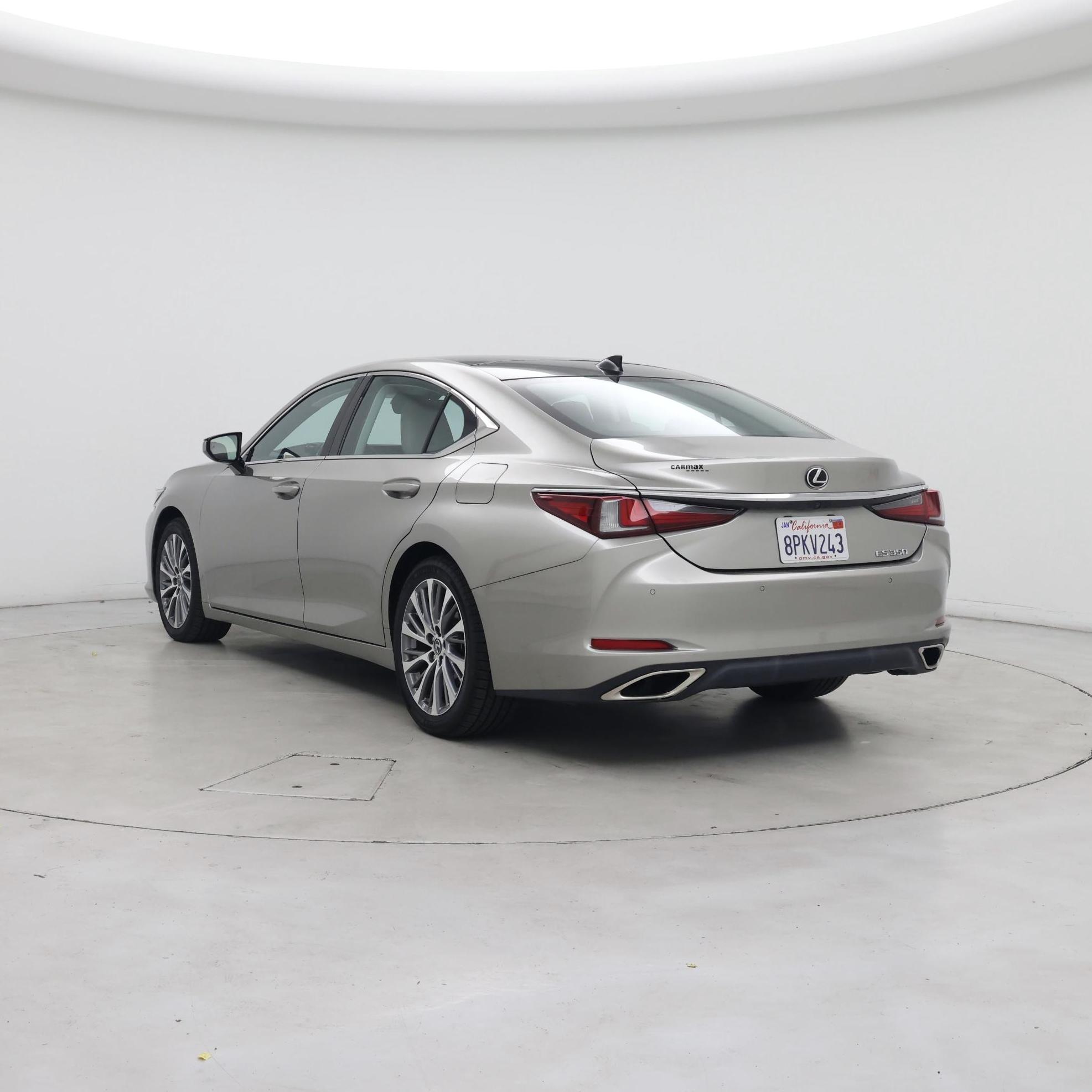 Thumbnail: 2020 Lexus ES - 2