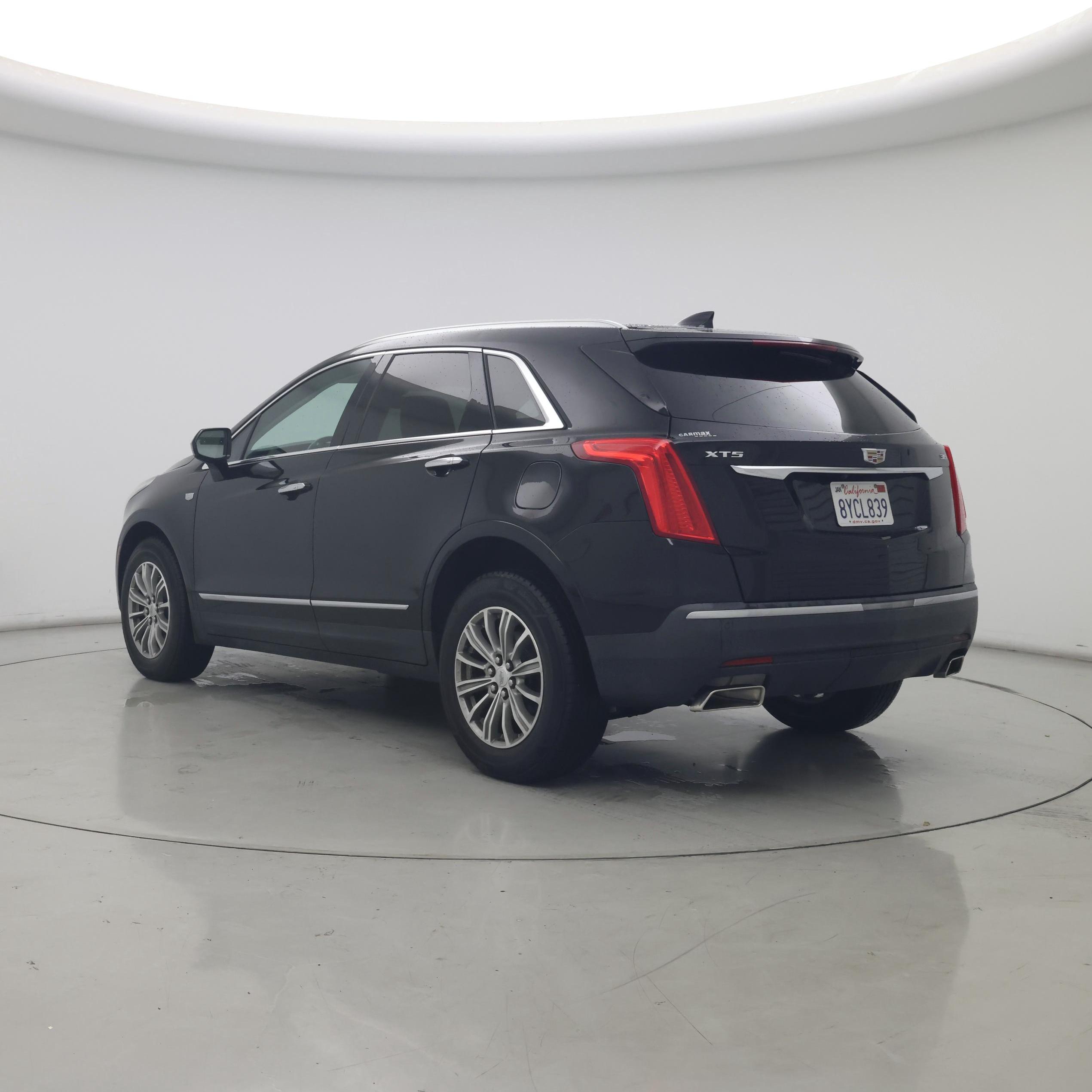 Thumbnail: 2018 Cadillac XT5 - 2
