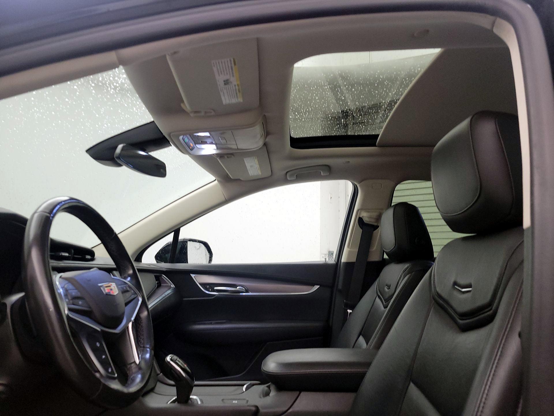 Thumbnail: 2018 Cadillac XT5 - 20