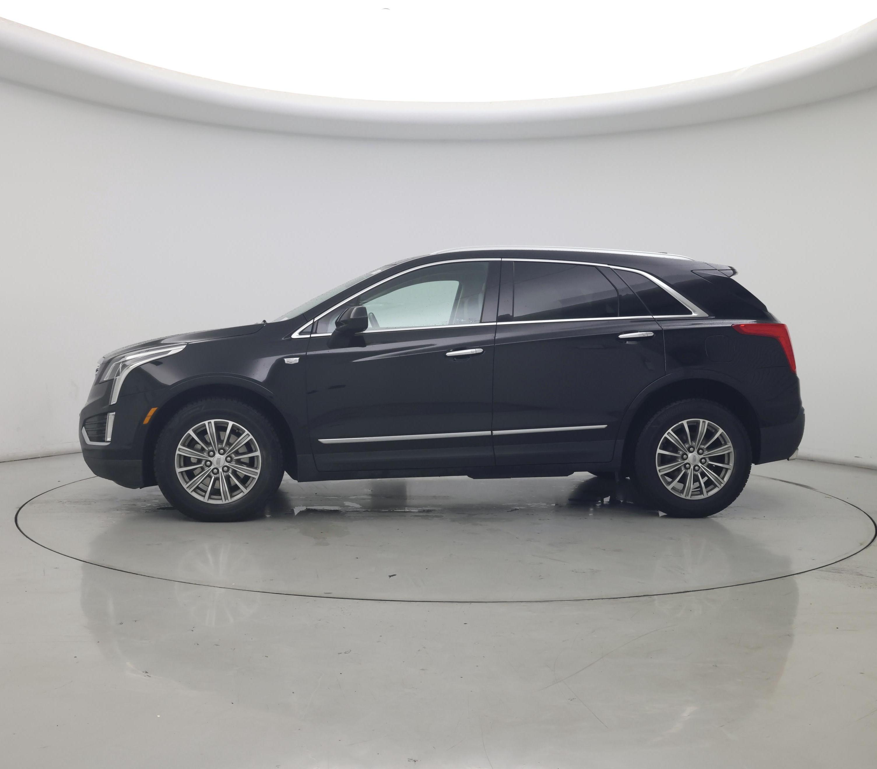 Thumbnail: 2018 Cadillac XT5 - 3
