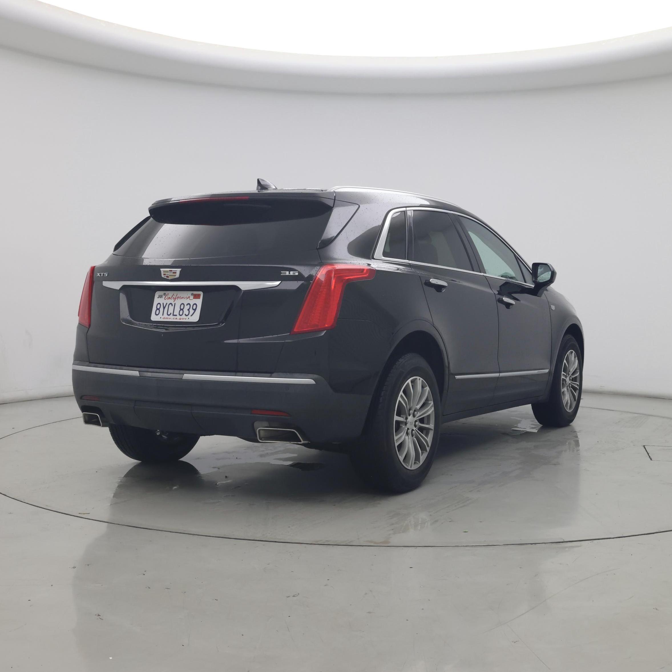 Thumbnail: 2018 Cadillac XT5 - 8