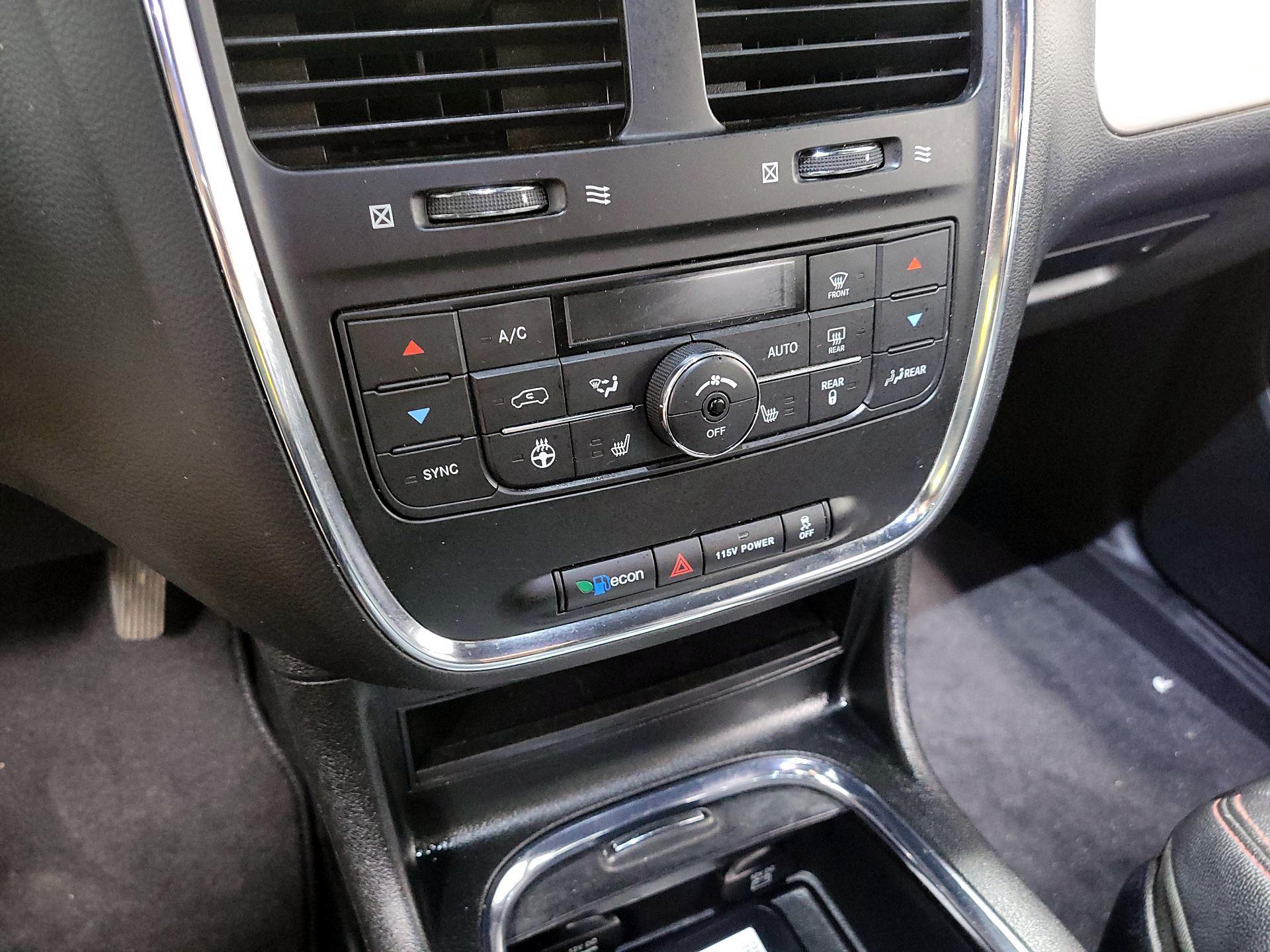 Thumbnail: 2019 Dodge Grand Caravan - 16