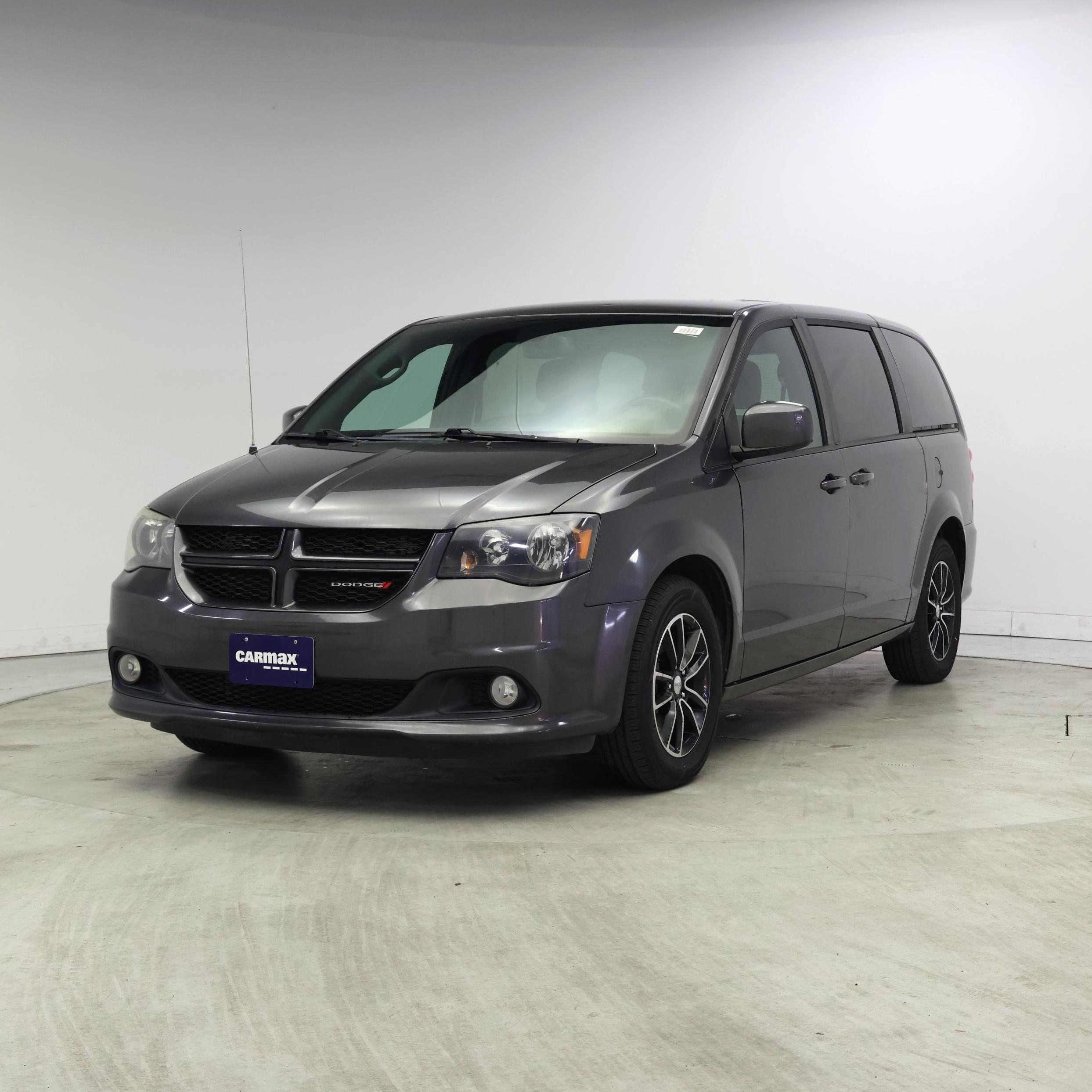 Thumbnail: 2019 Dodge Grand Caravan - 4