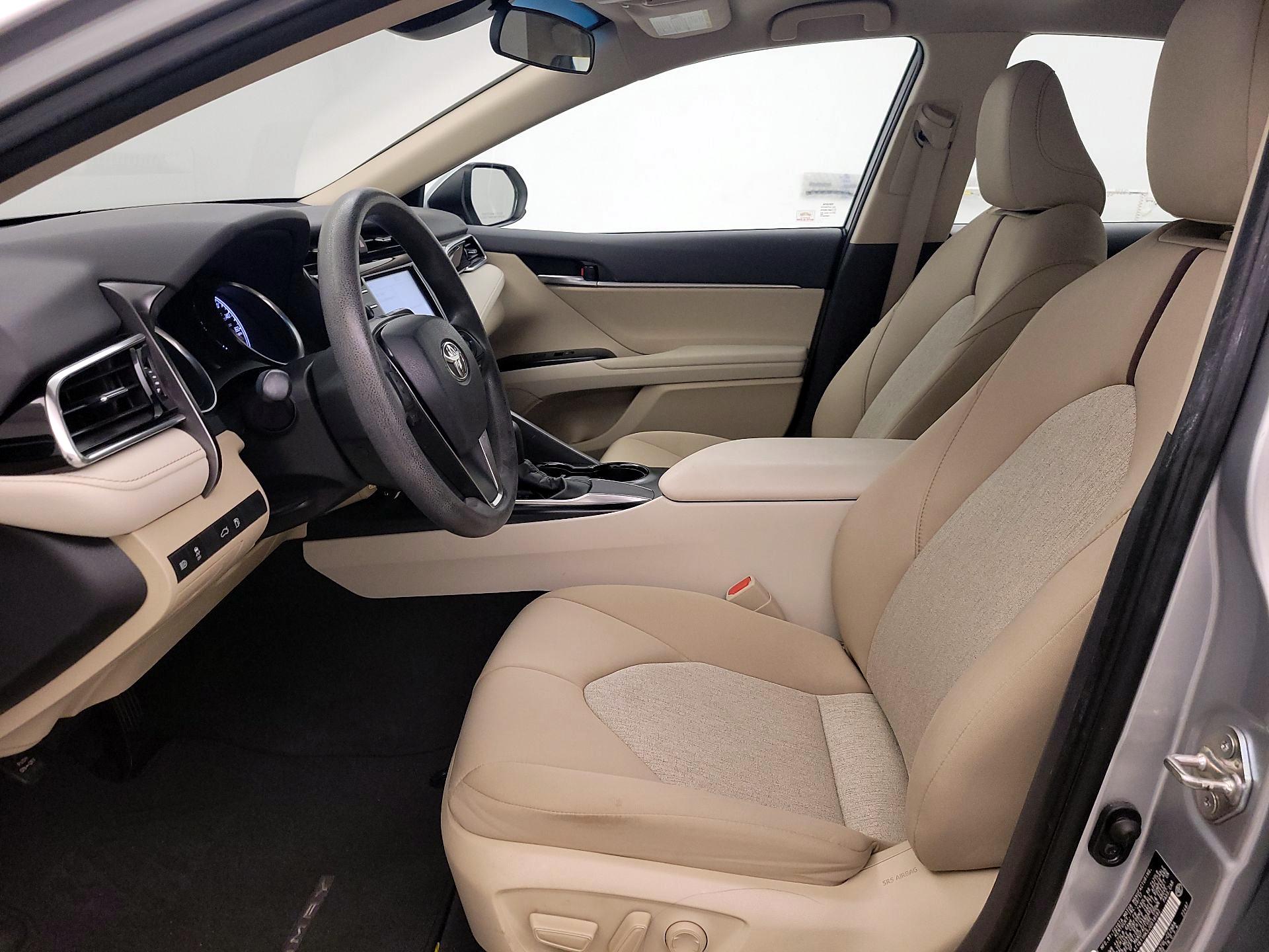 Thumbnail: 2018 Toyota Camry - 9