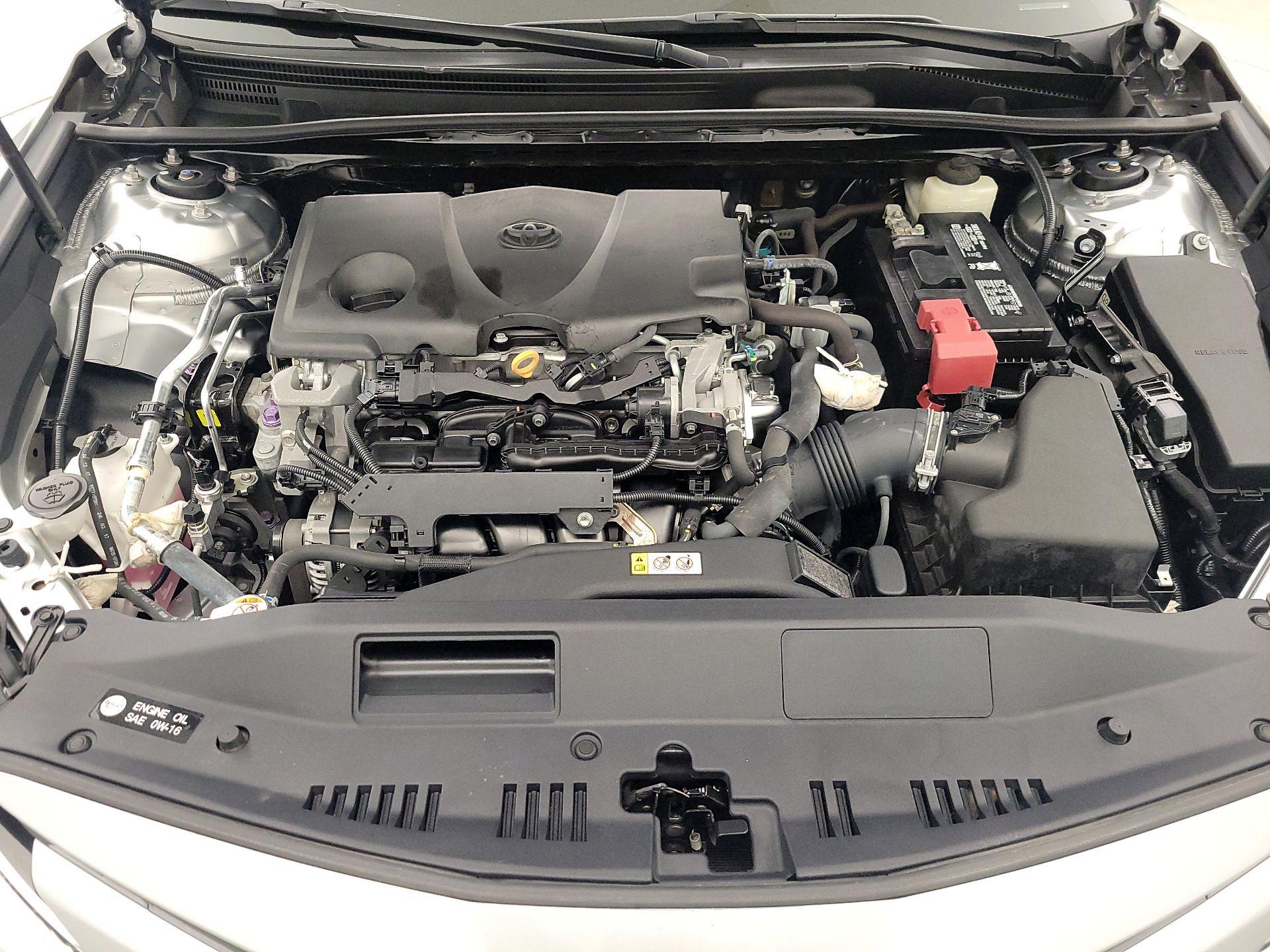 Thumbnail: 2018 Toyota Camry - 18