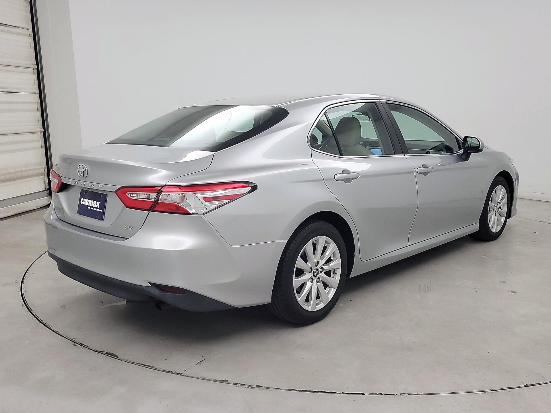 Thumbnail: 2018 Toyota Camry - 5