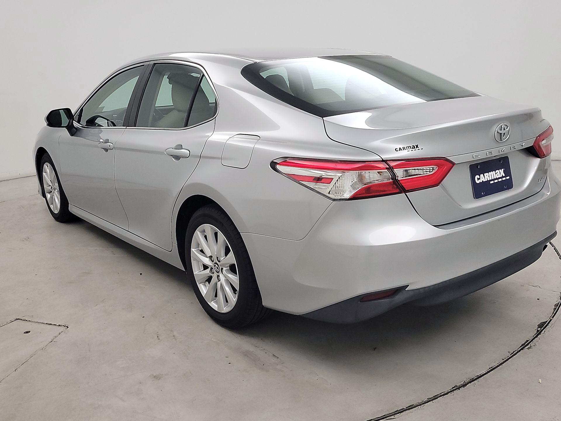 Thumbnail: 2018 Toyota Camry - 7