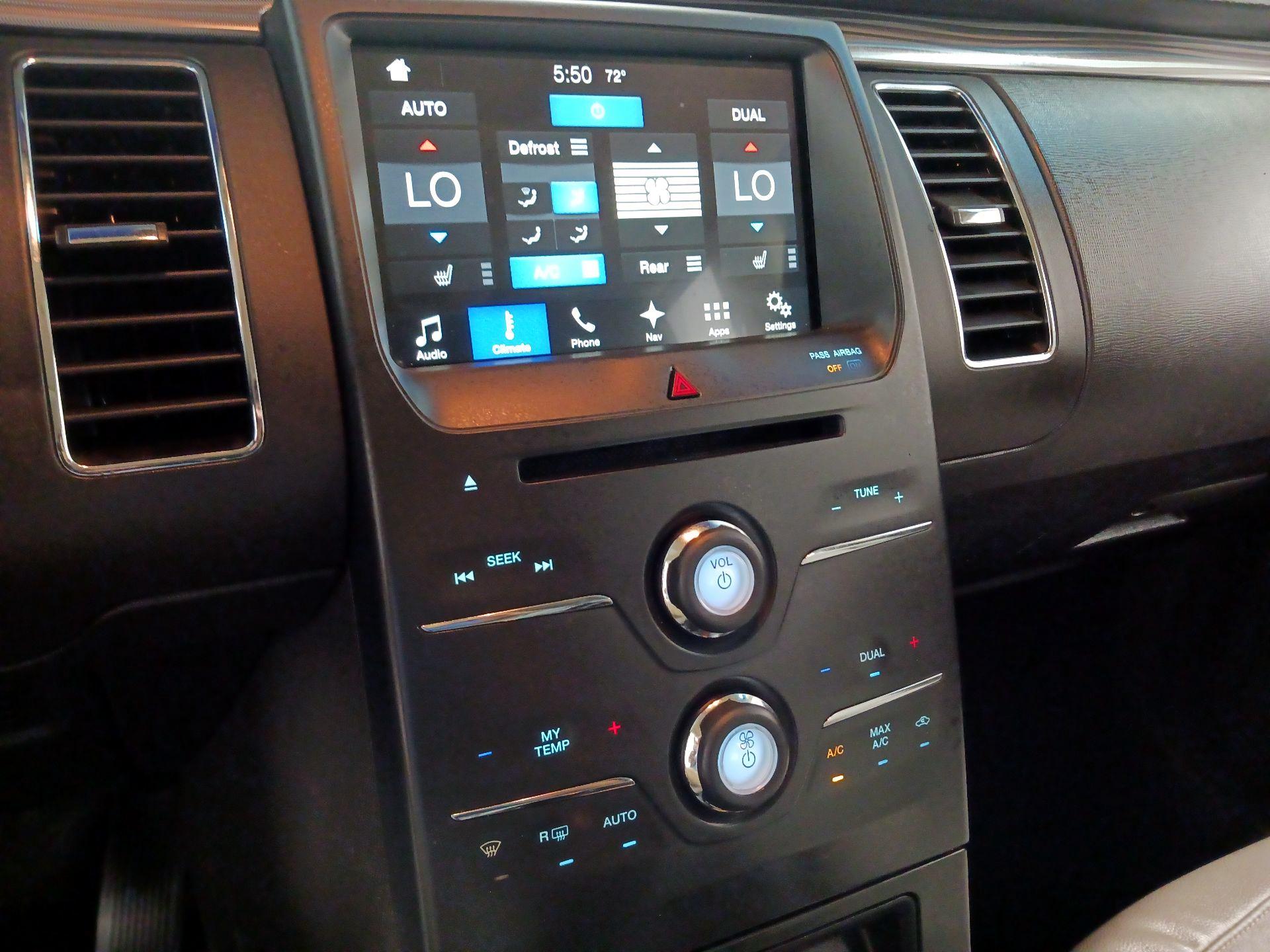 Thumbnail: 2016 Ford Flex - 12