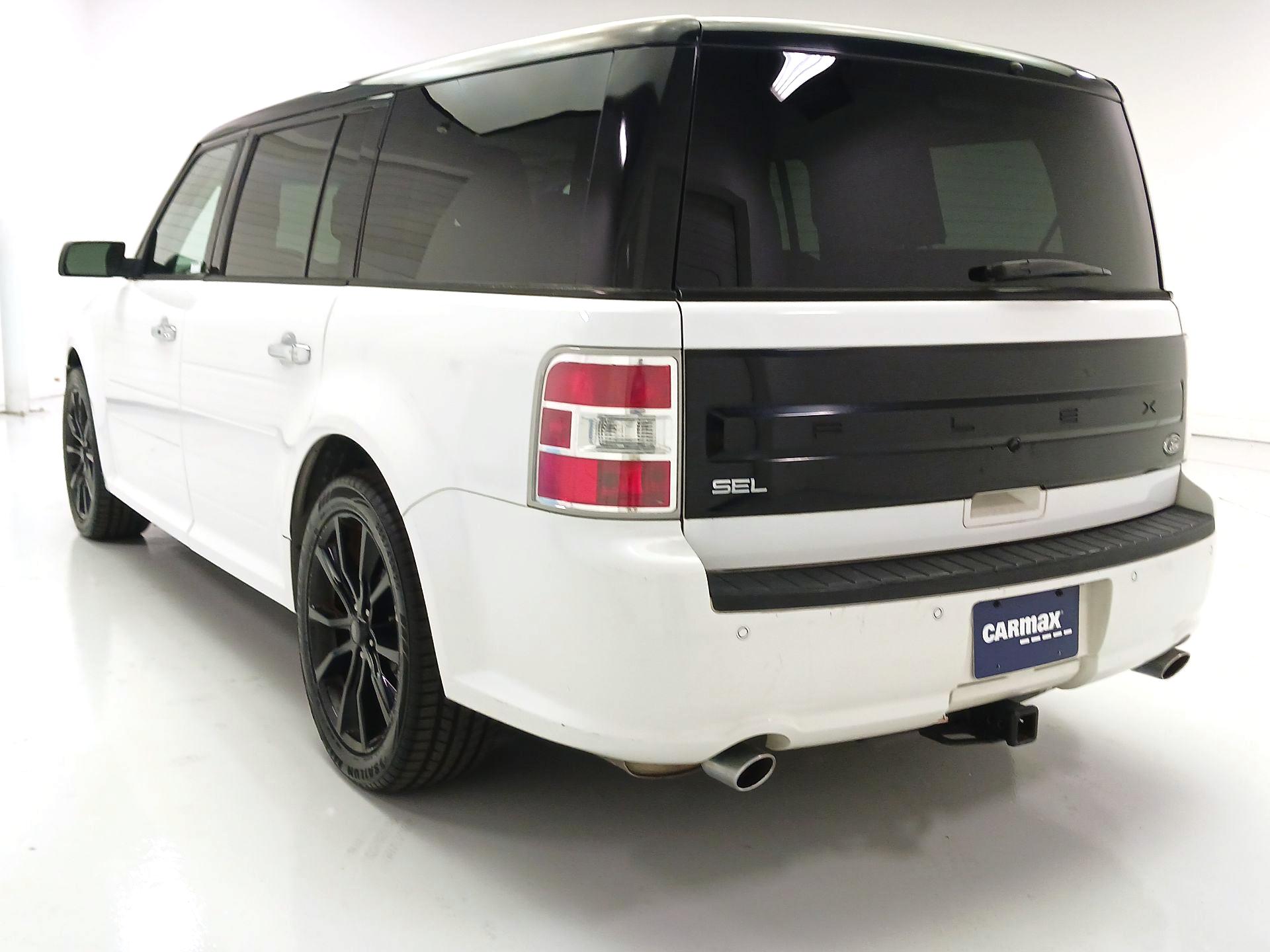 Thumbnail: 2016 Ford Flex - 7