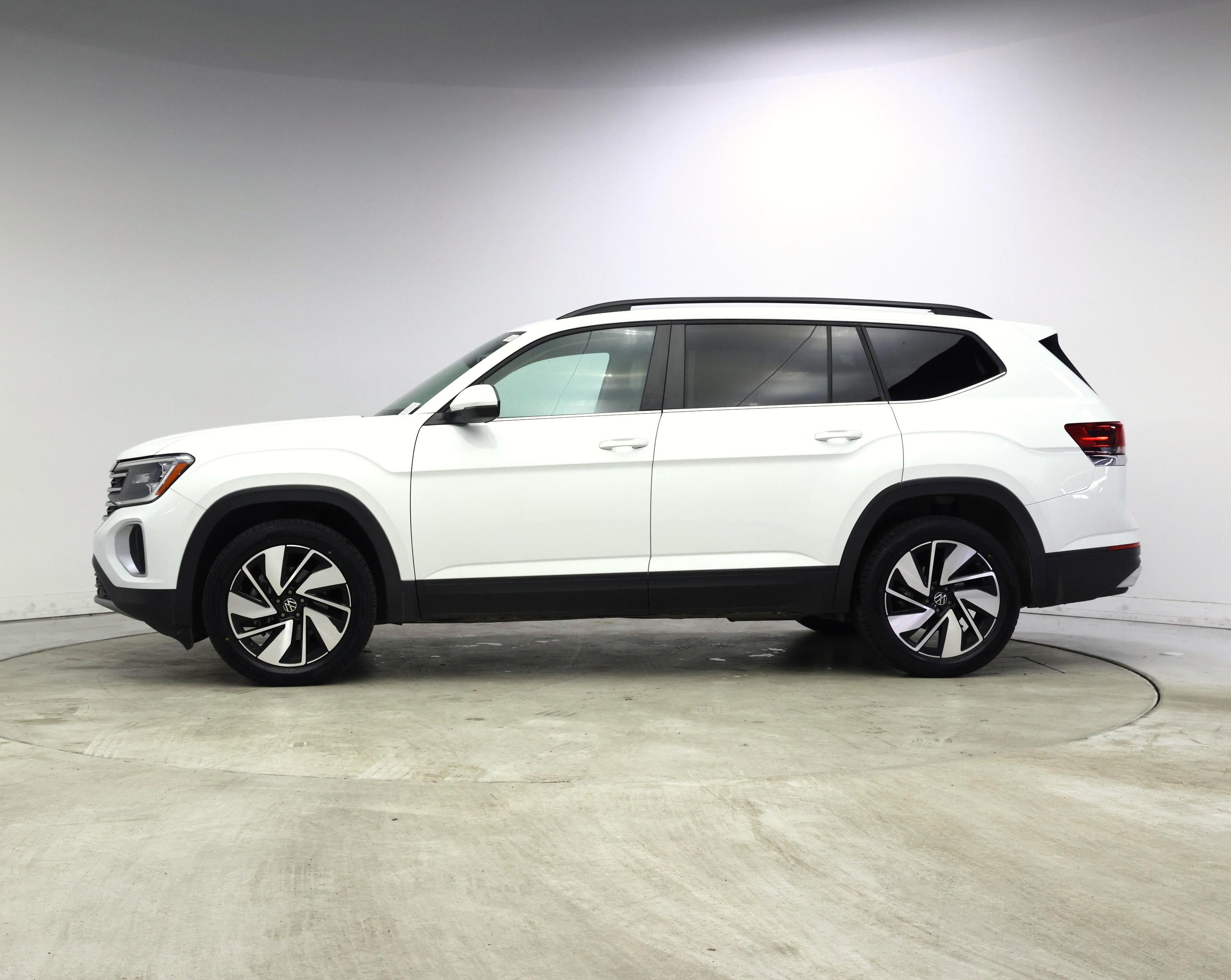 Thumbnail: 2024 Volkswagen Atlas - 3