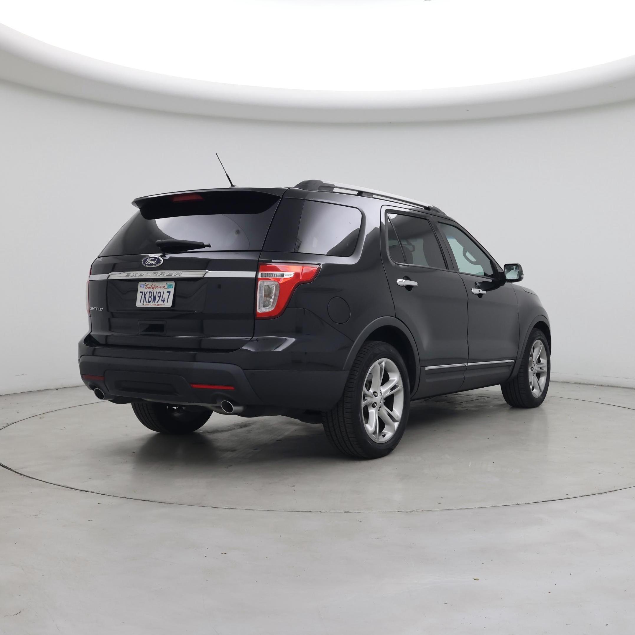 Thumbnail: 2015 Ford Explorer - 8