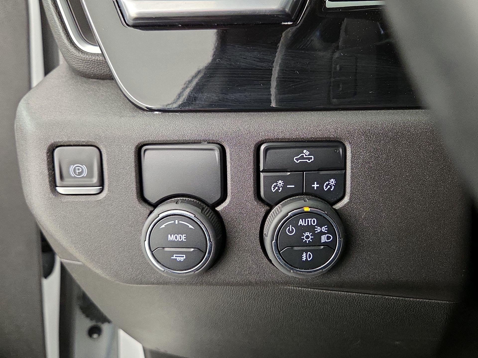 Thumbnail: 2023 Chevrolet Silverado 1500 - 13