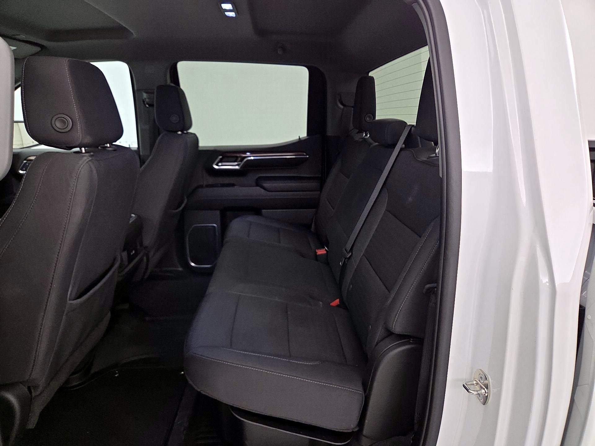 Thumbnail: 2023 Chevrolet Silverado 1500 - 19