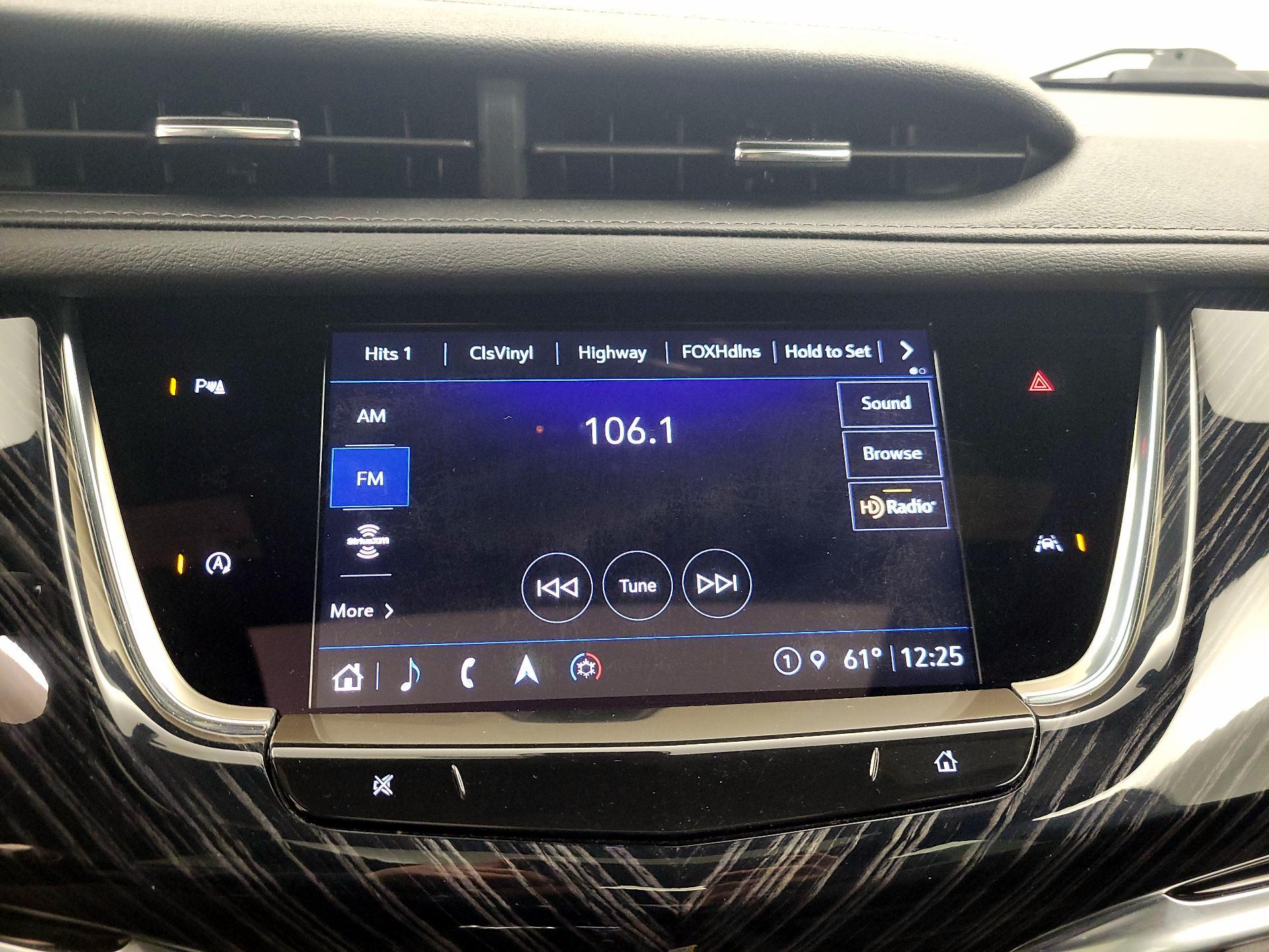 Thumbnail: 2025 Cadillac XT6 - 15