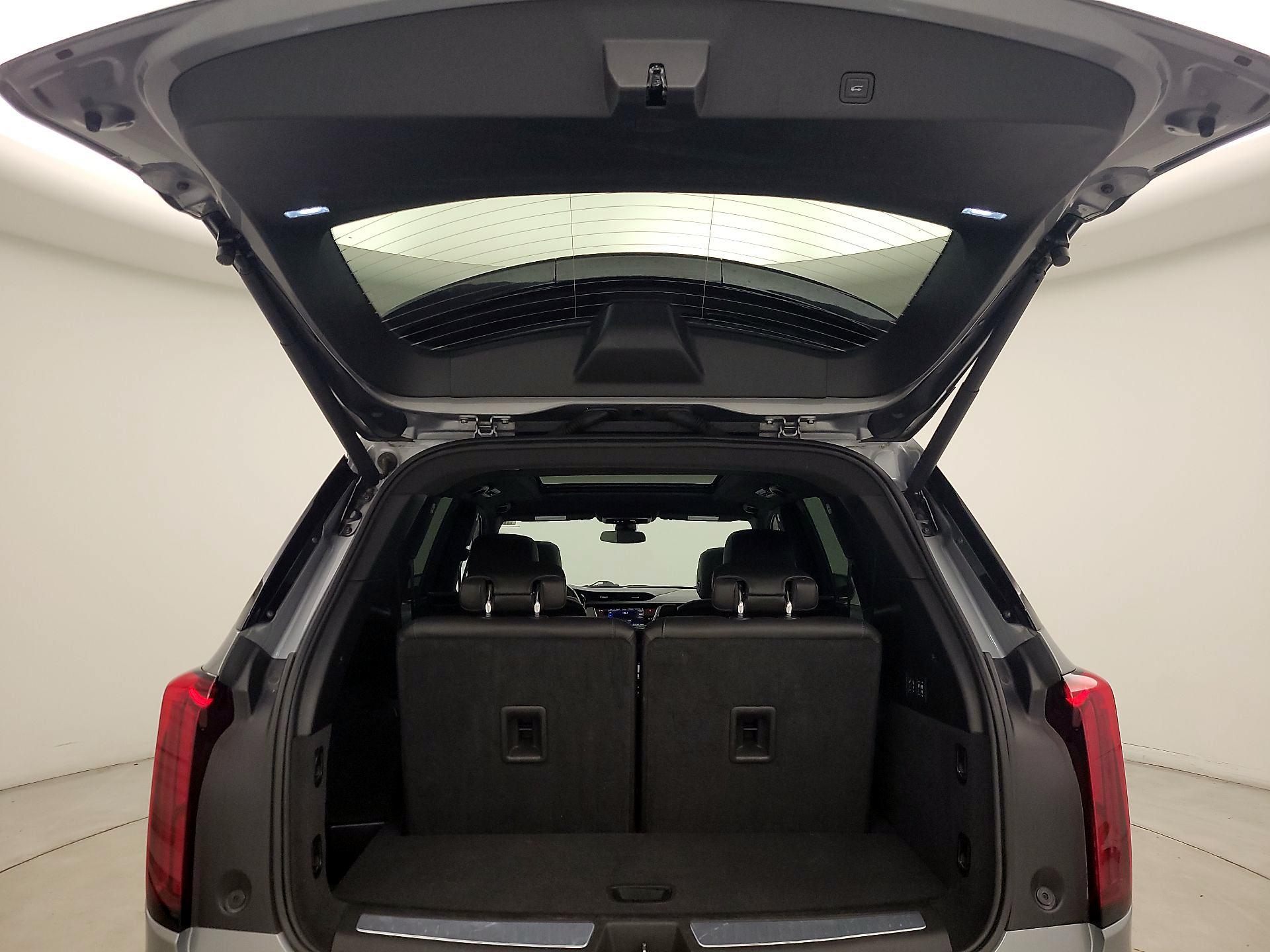 Thumbnail: 2025 Cadillac XT6 - 20