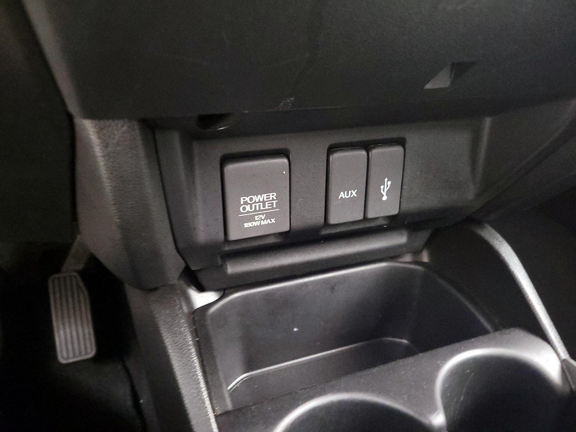 Thumbnail: 2016 Honda Fit - 18