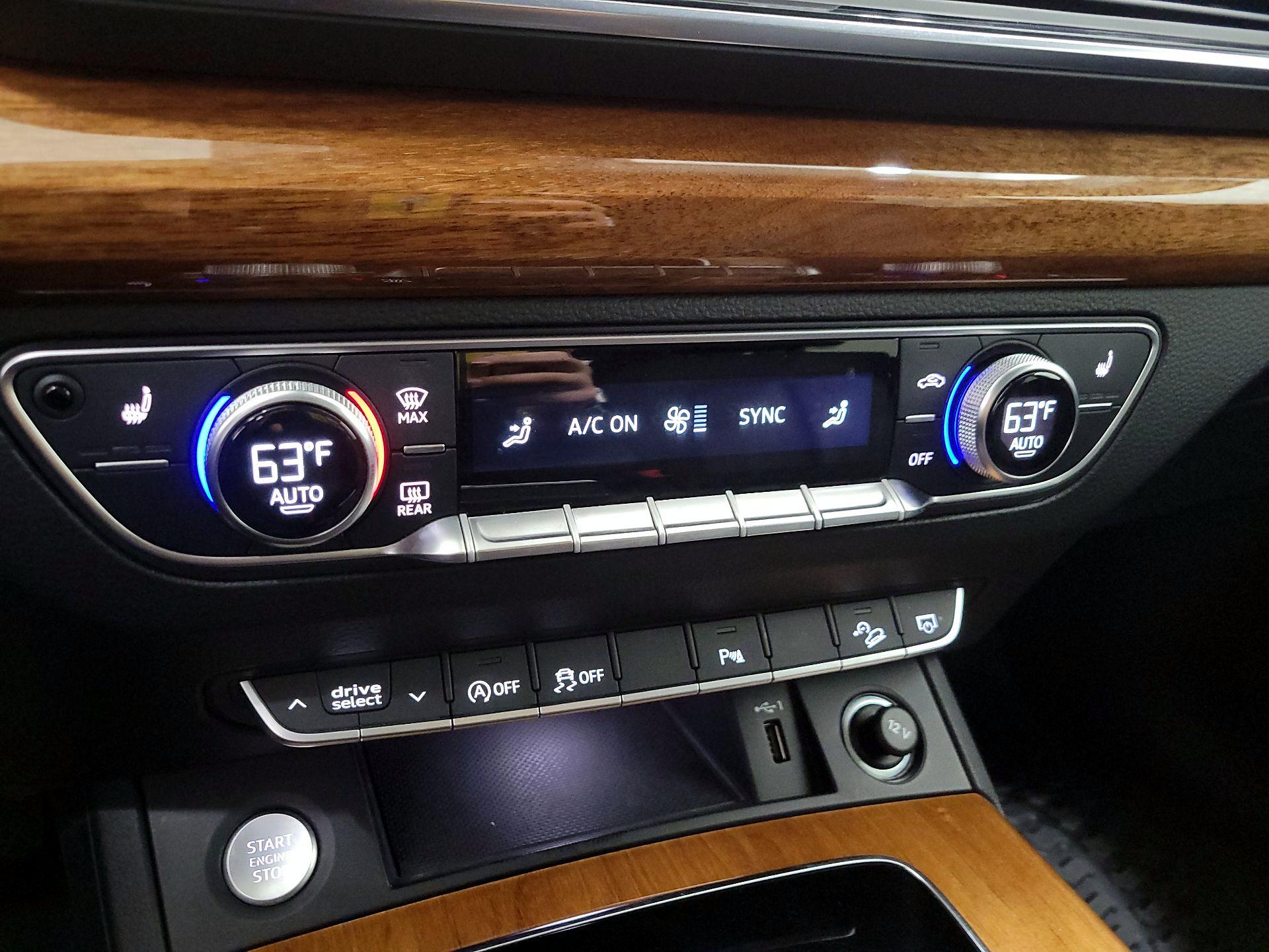 Thumbnail: 2021 Audi Q5 - 16