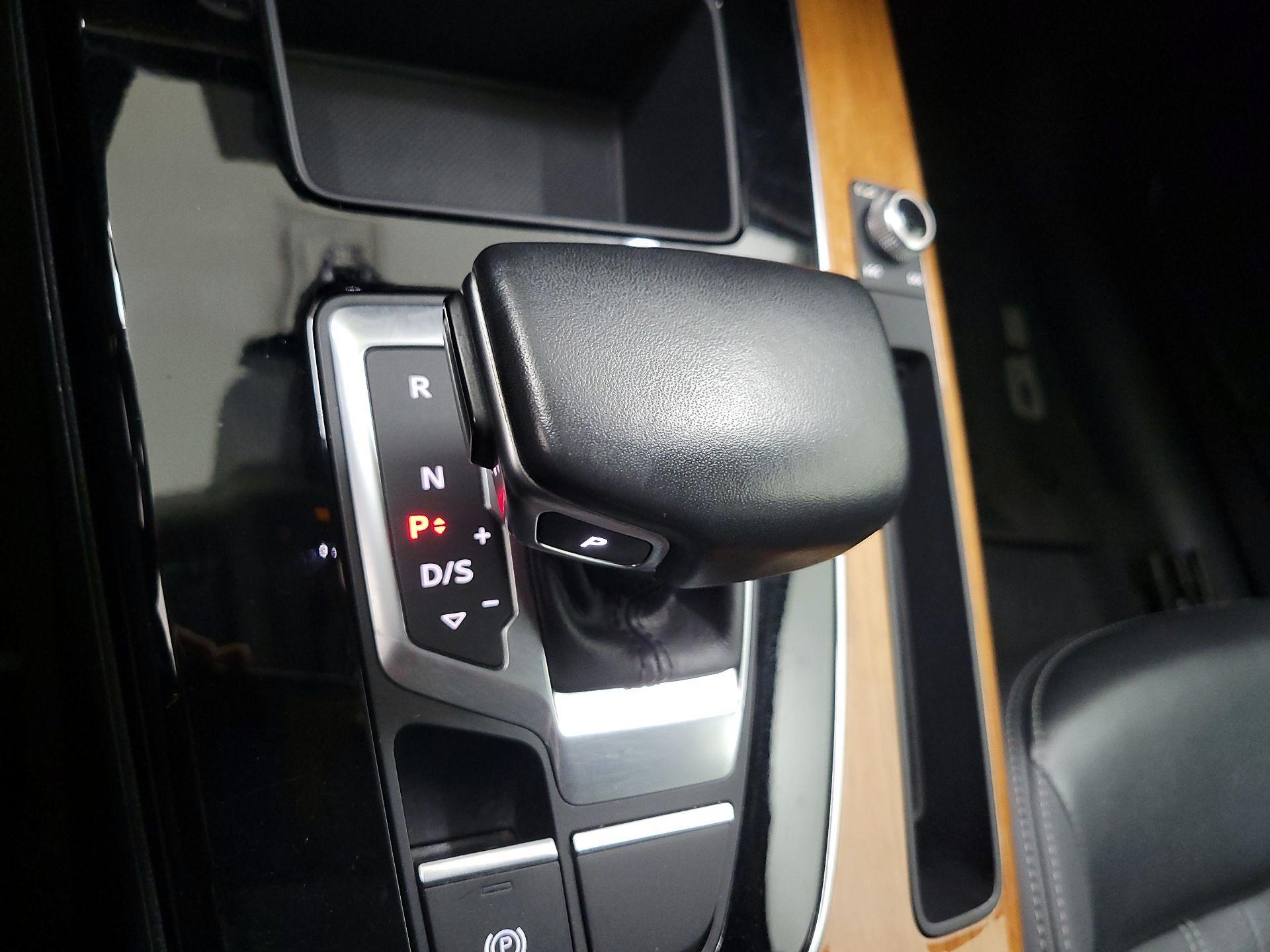 Thumbnail: 2021 Audi Q5 - 17