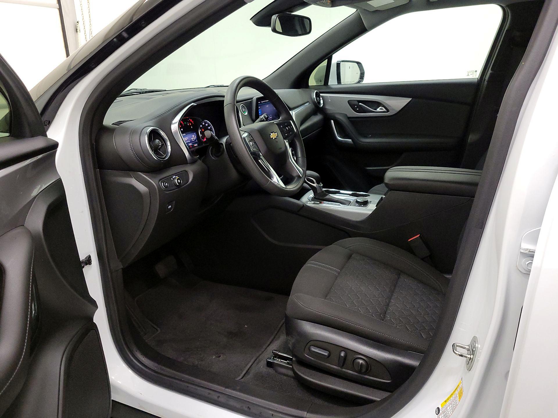 Thumbnail: 2022 Chevrolet Blazer - 11