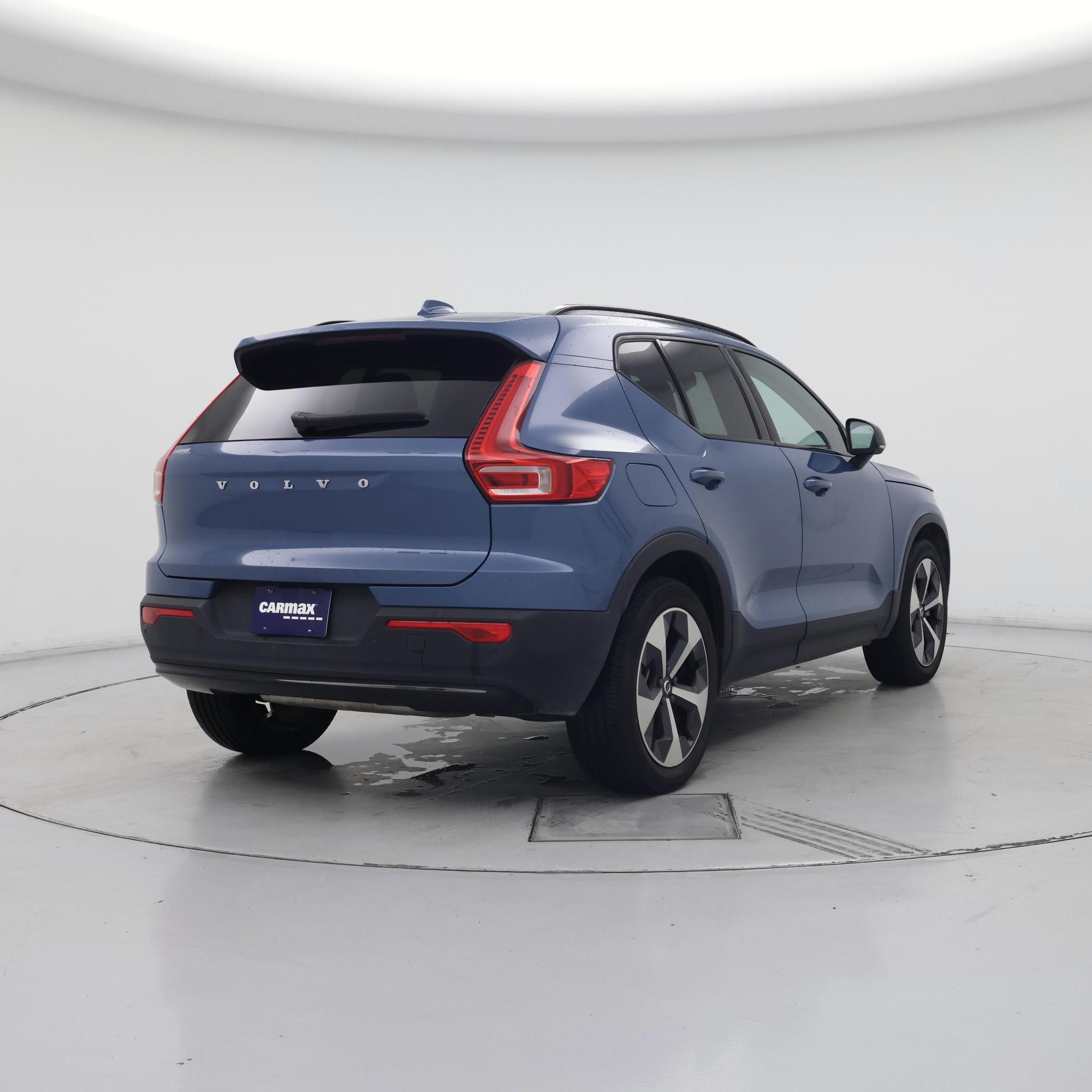 Thumbnail: 2024 Volvo XC40 - 8